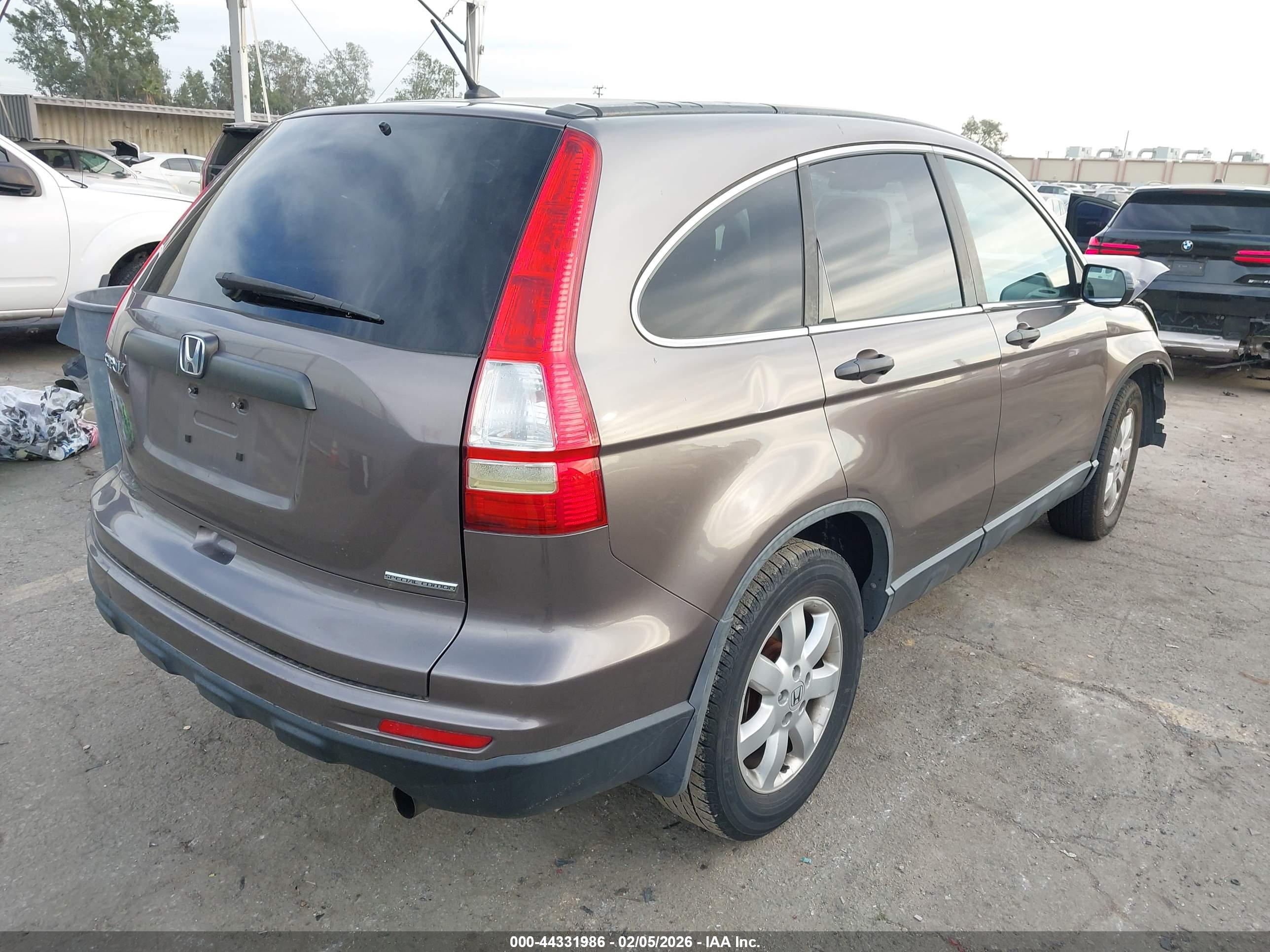 HONDA CR-V image 4