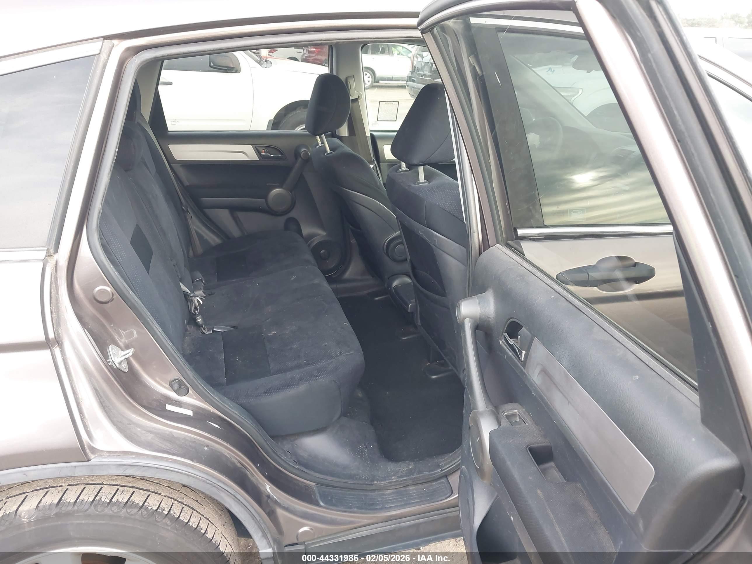 HONDA CR-V image 8
