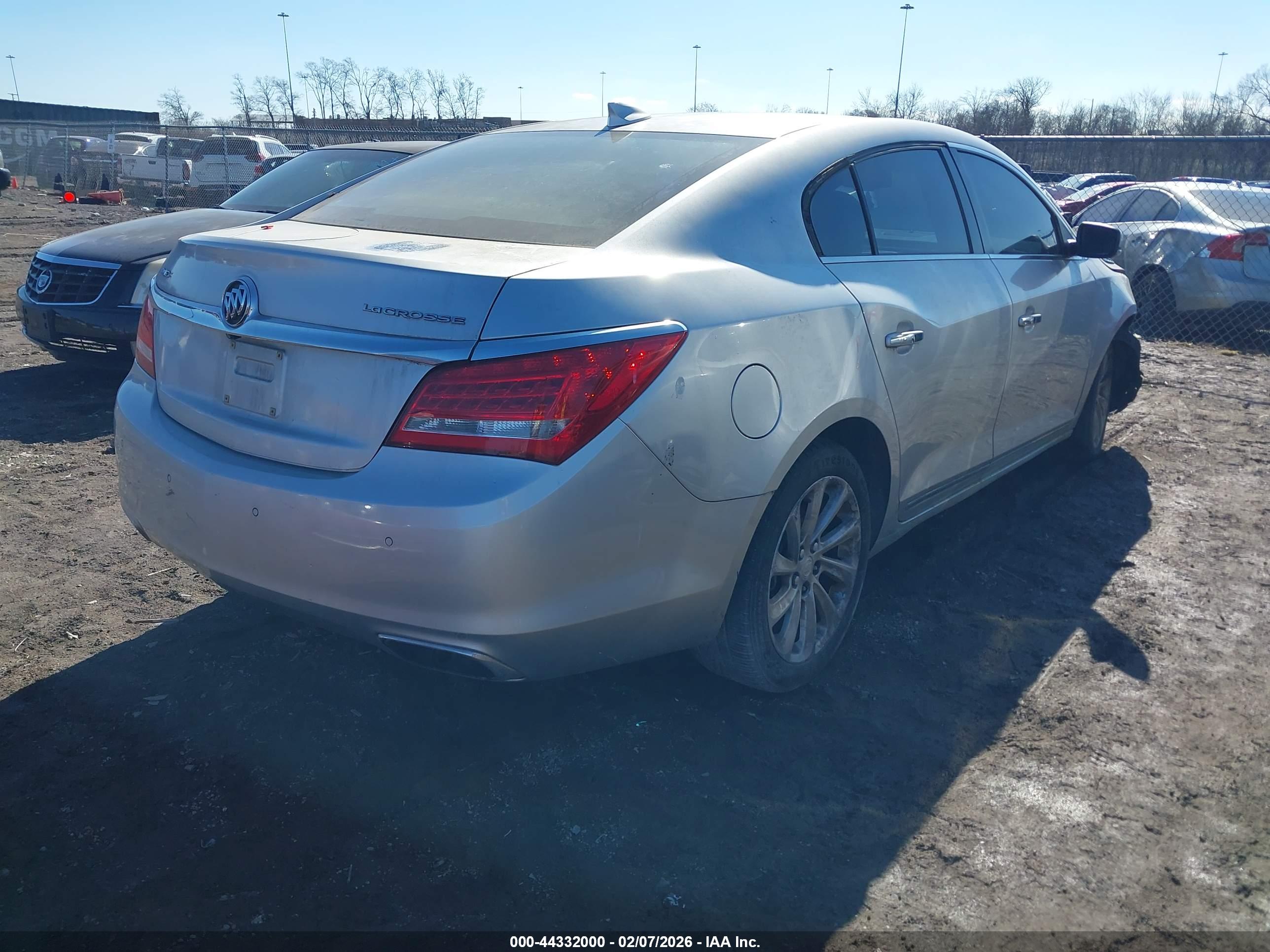BUICK LACROSSE image 4