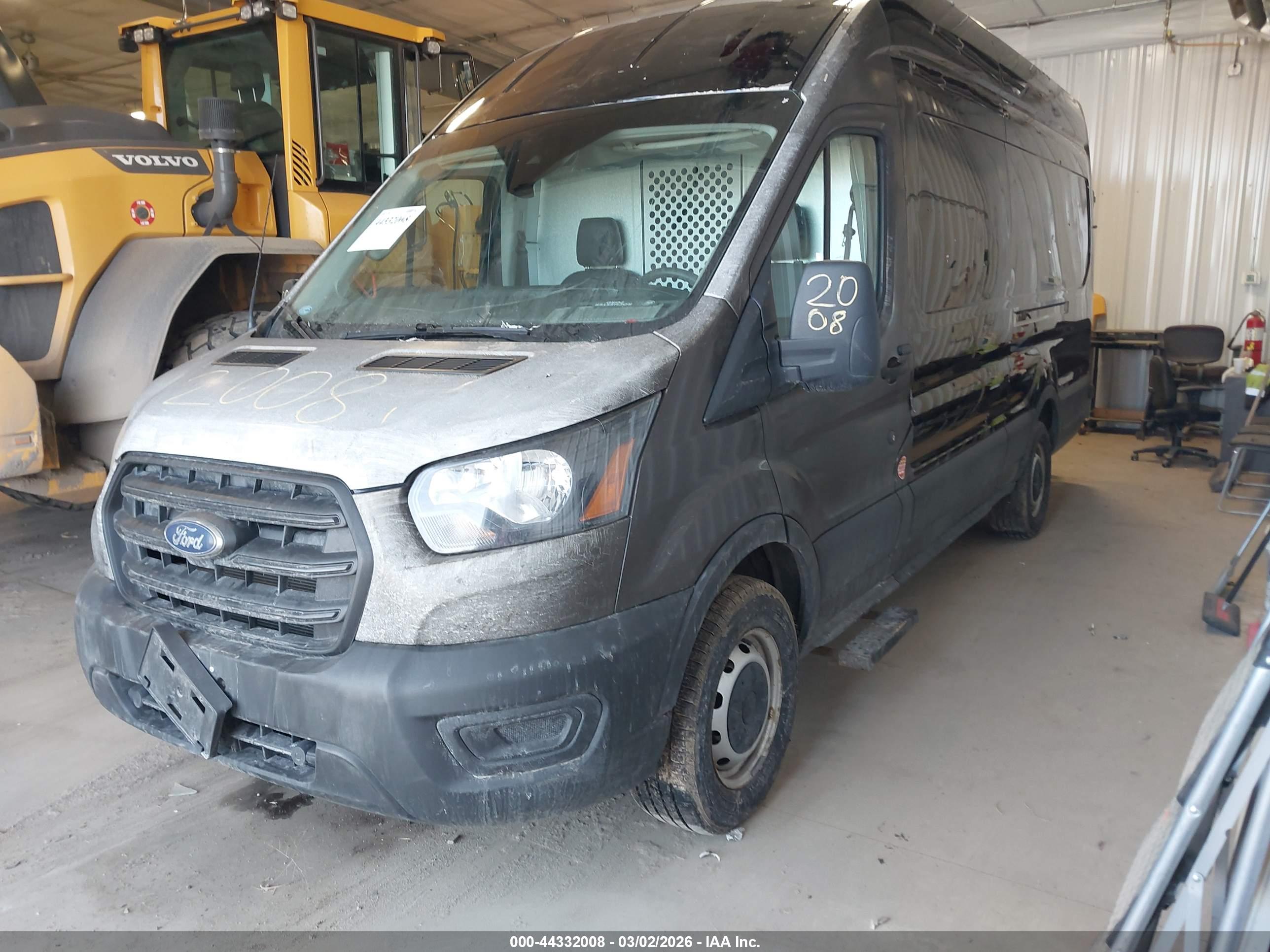 FORD TRANSIT-250 image 2