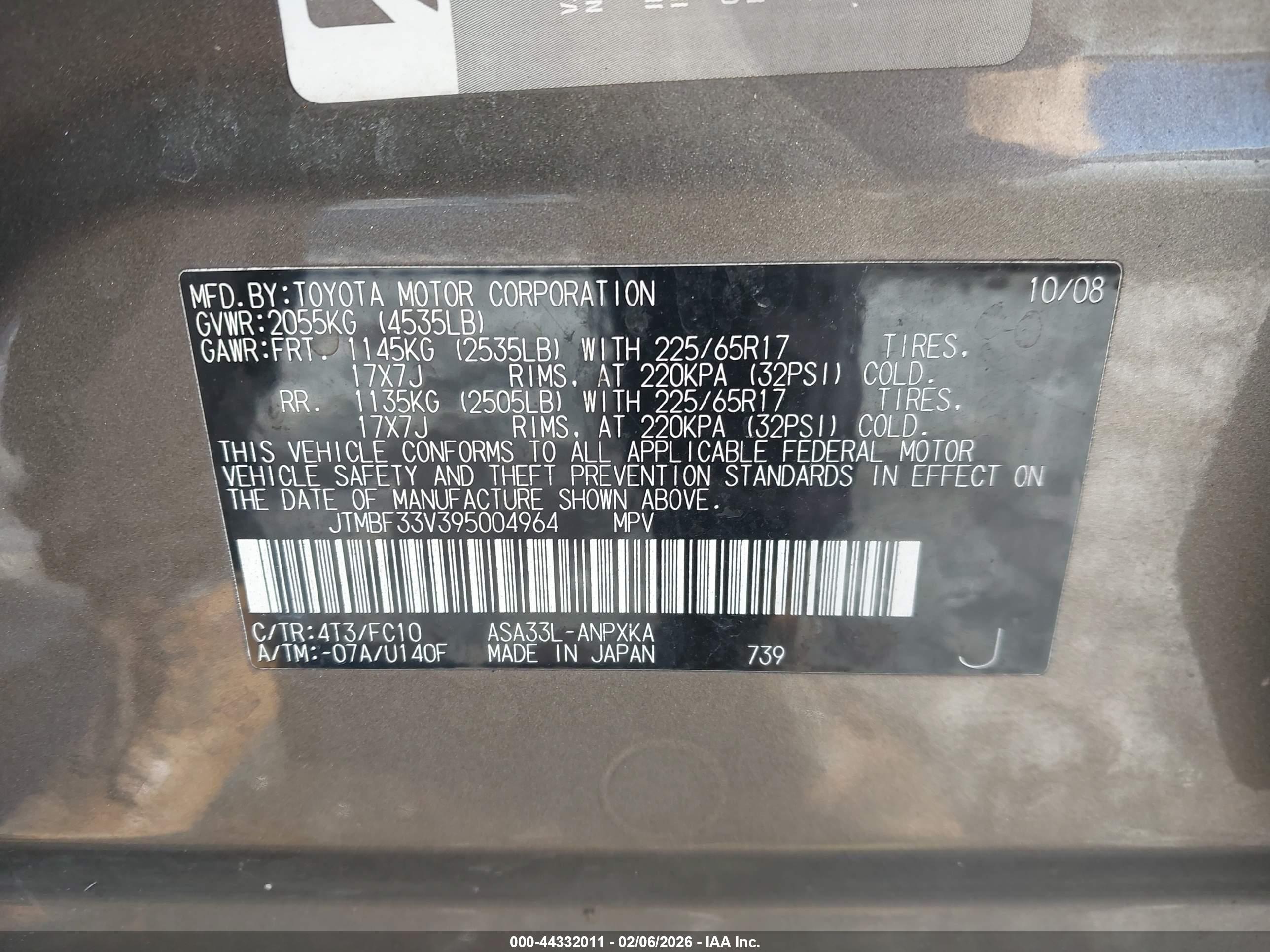 TOYOTA RAV4 image 9