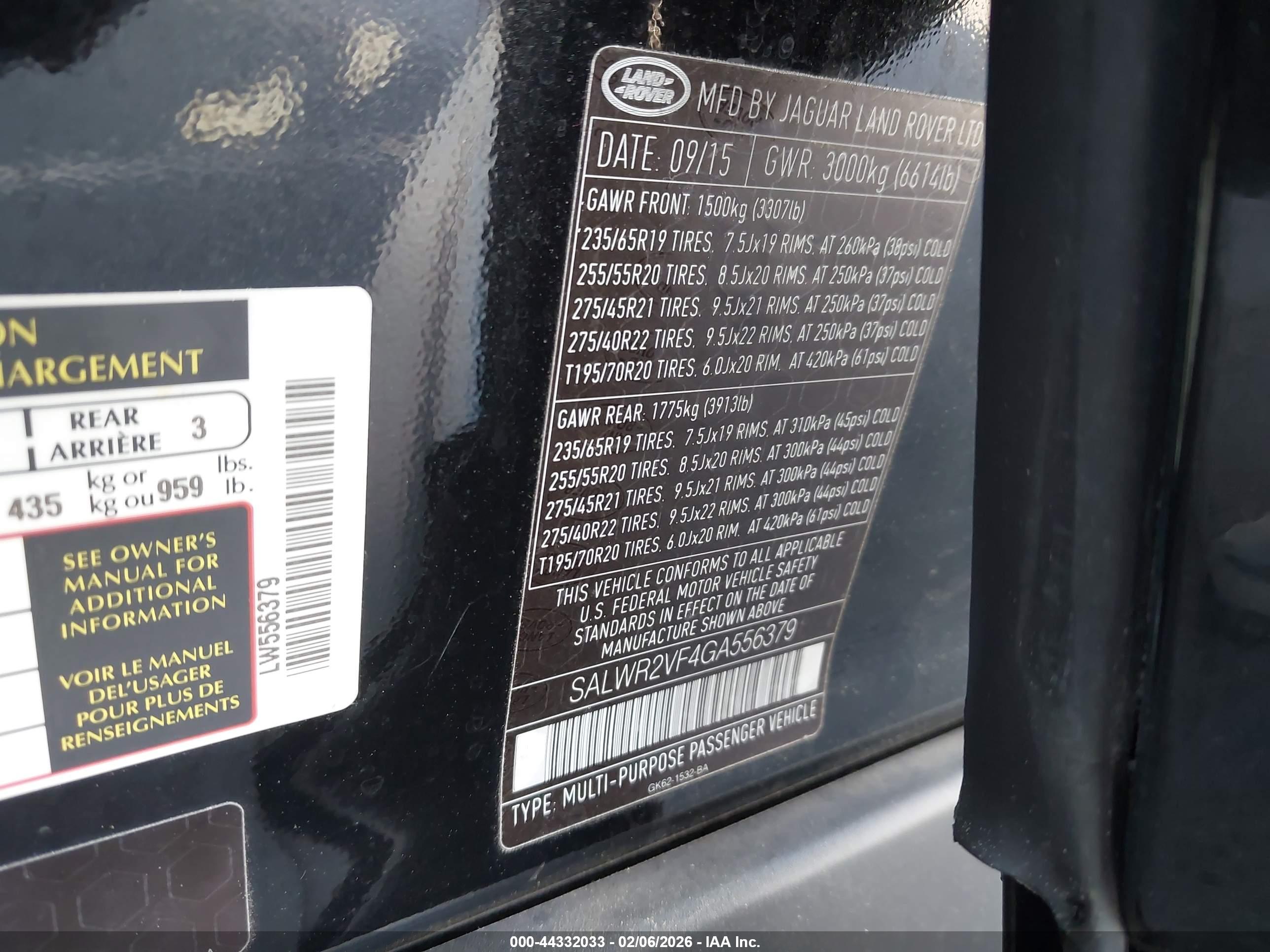 LAND ROVER image 9