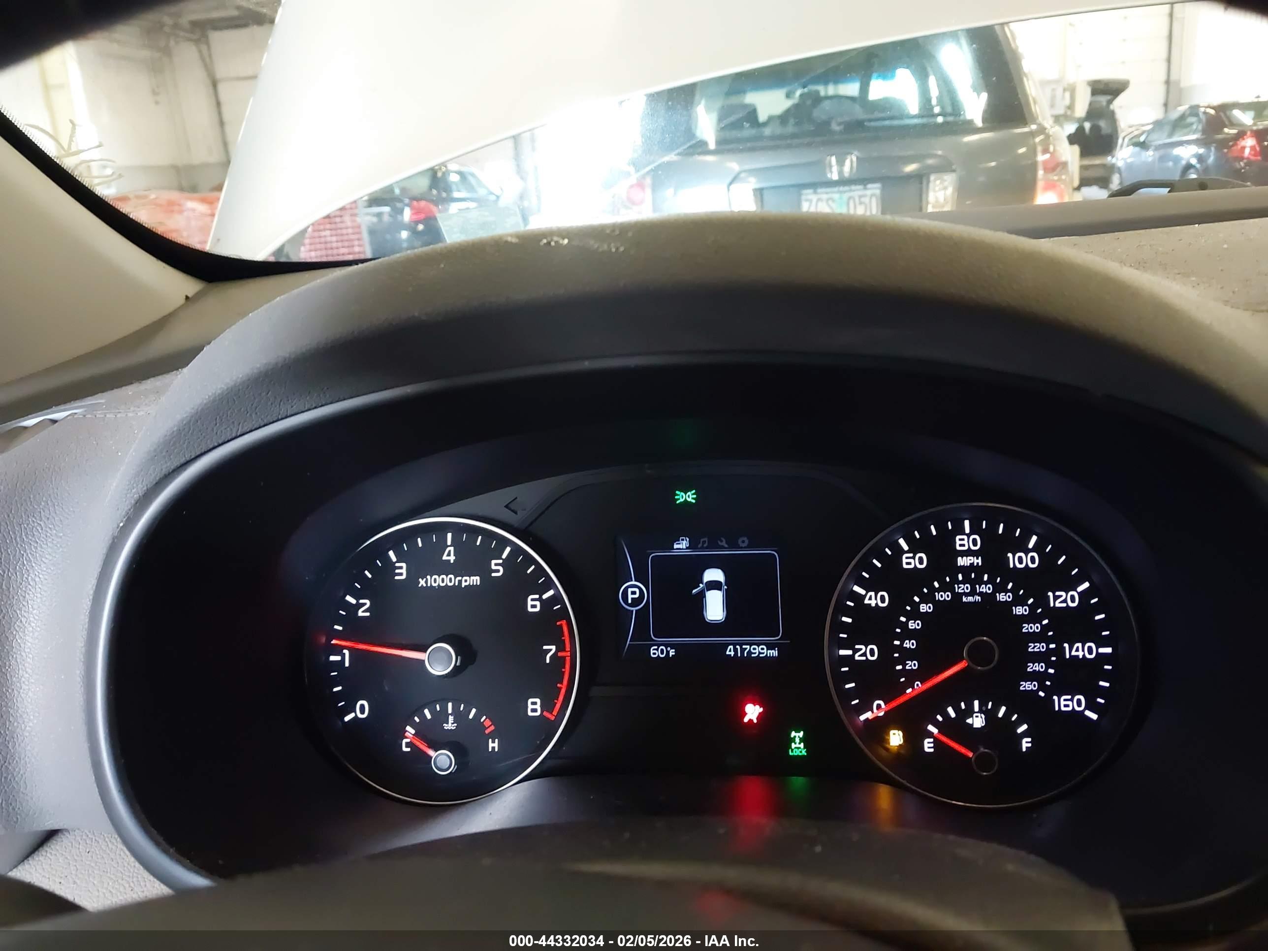 KIA SPORTAGE image 7