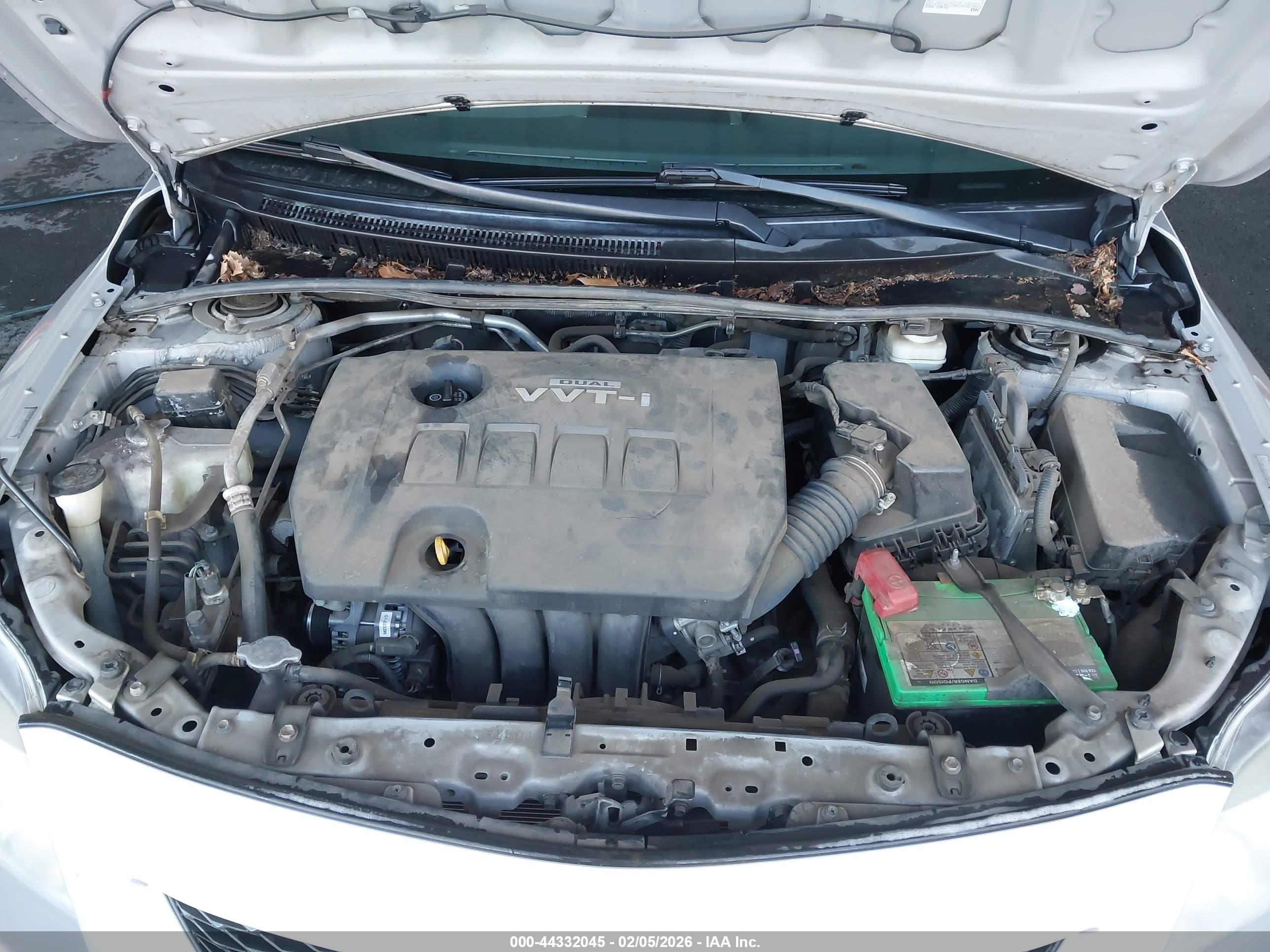 TOYOTA COROLLA image 10