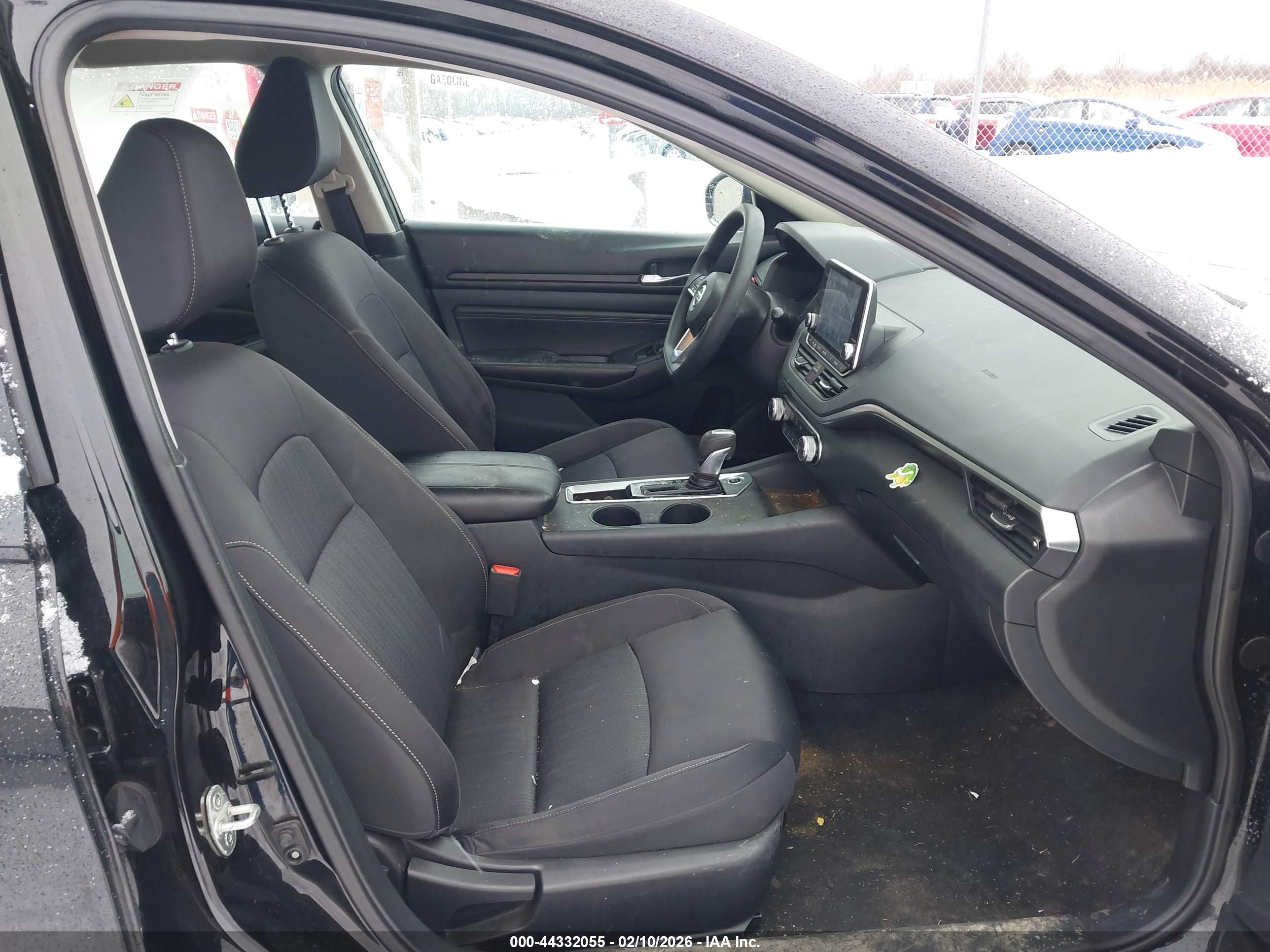 NISSAN ALTIMA image 5