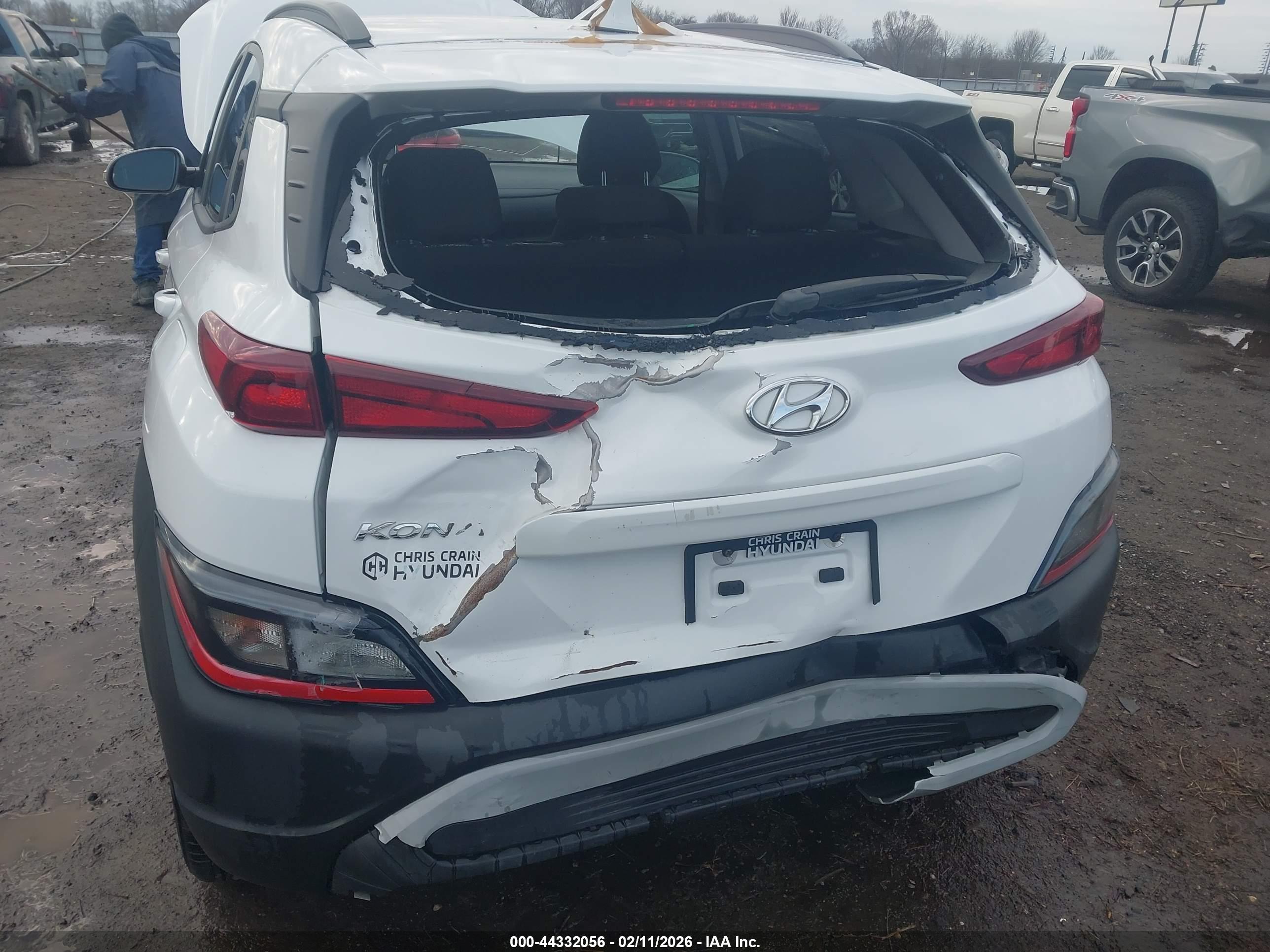 HYUNDAI KONA image 6