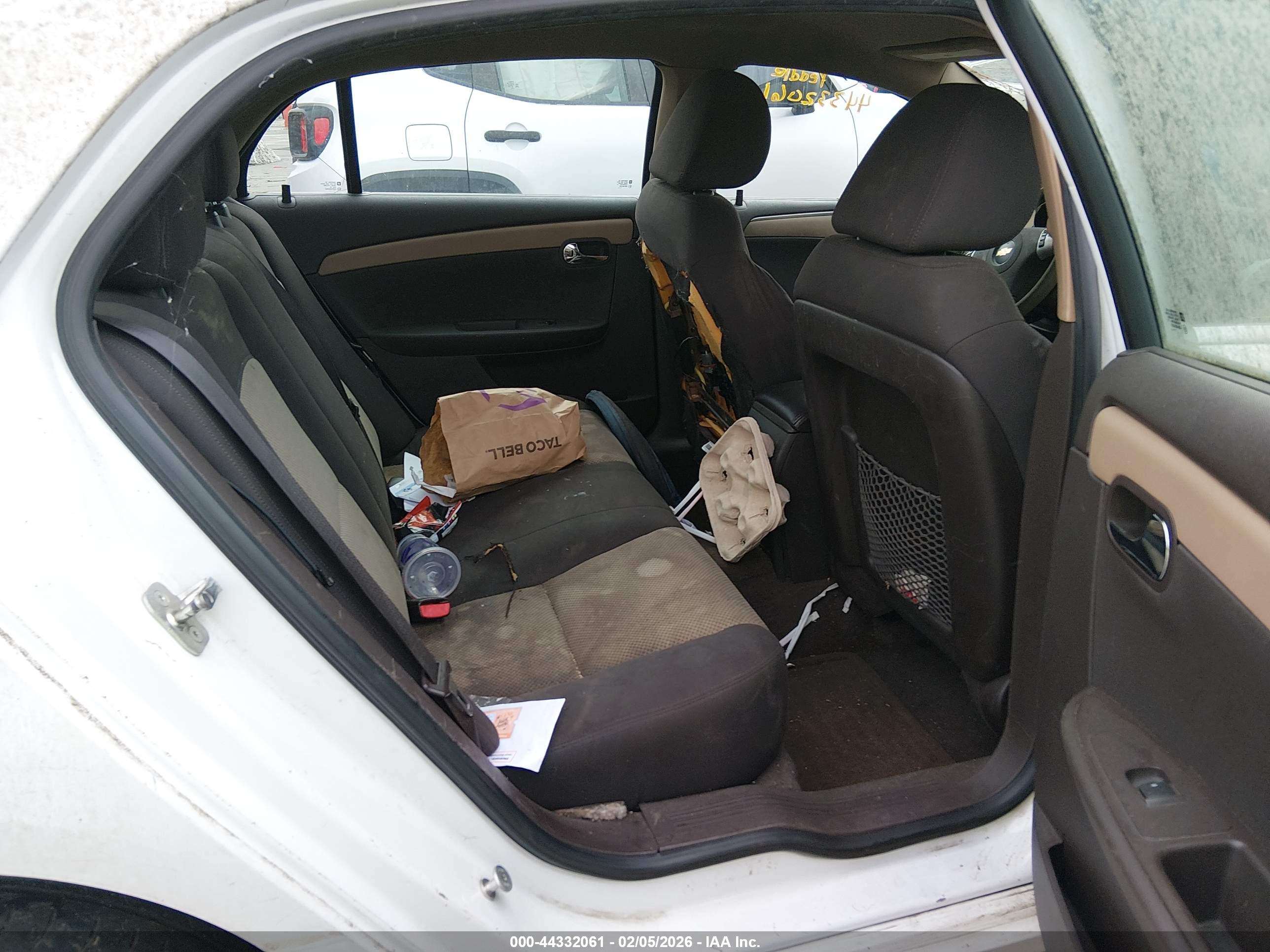 CHEVROLET MALIBU image 8