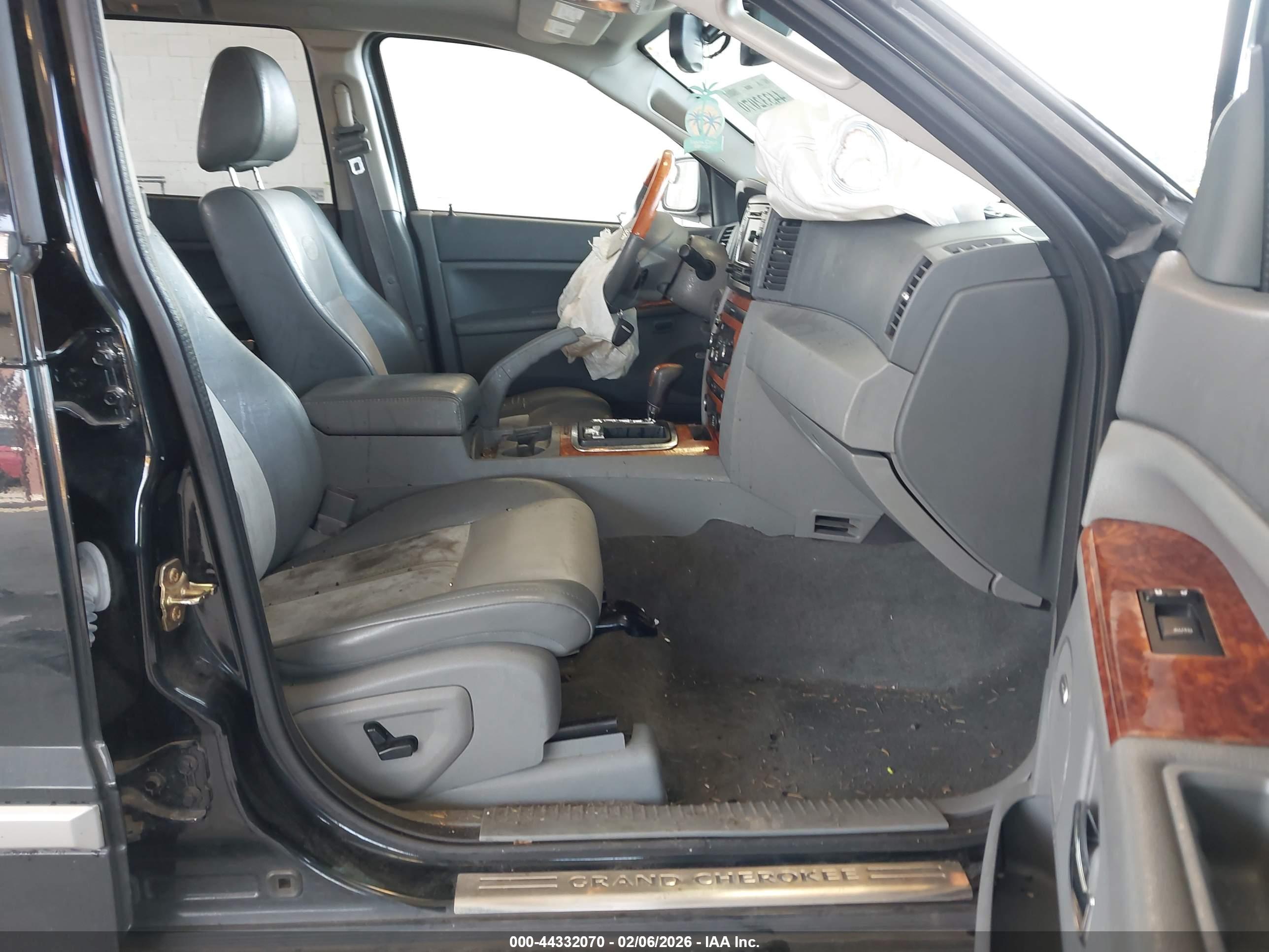 JEEP GRAND image 5