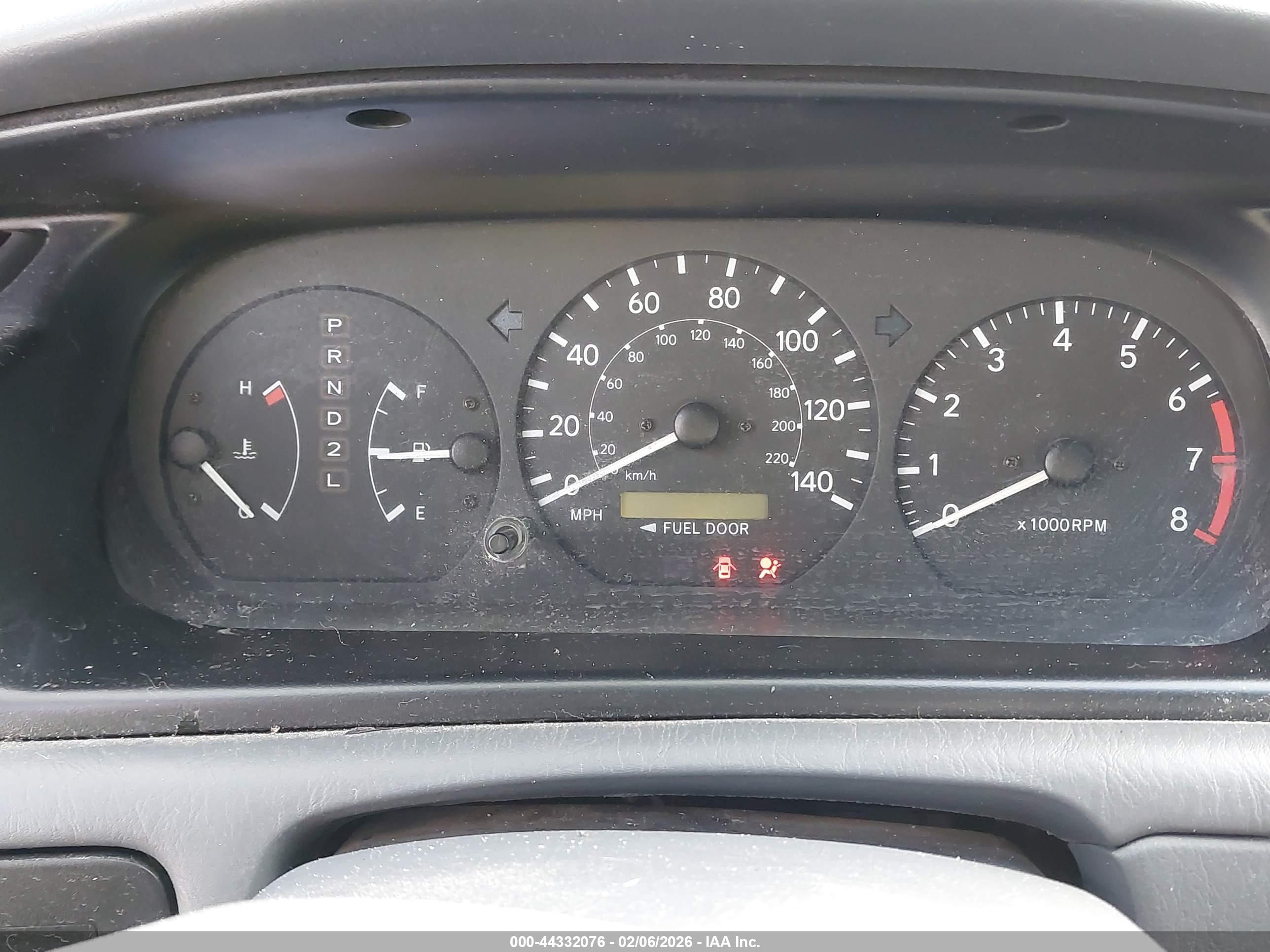TOYOTA CAMRY image 7