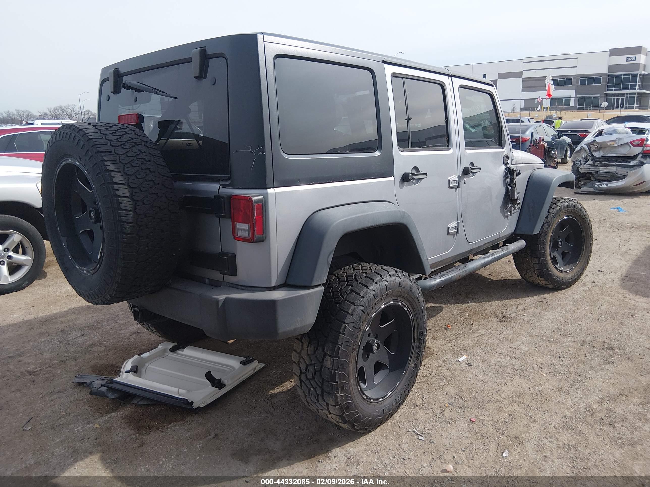 JEEP WRANGLER image 4