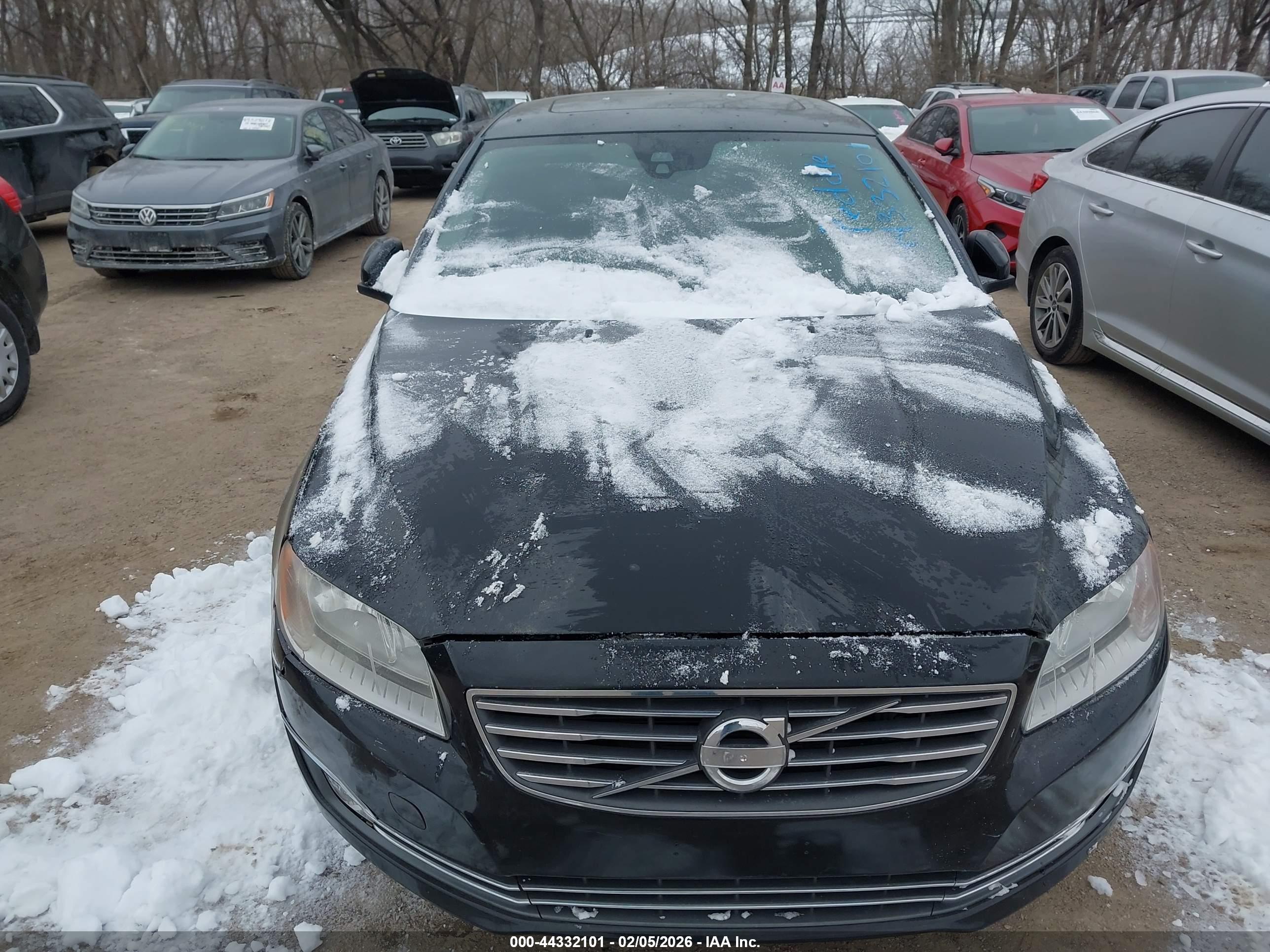 VOLVO S80 image 6