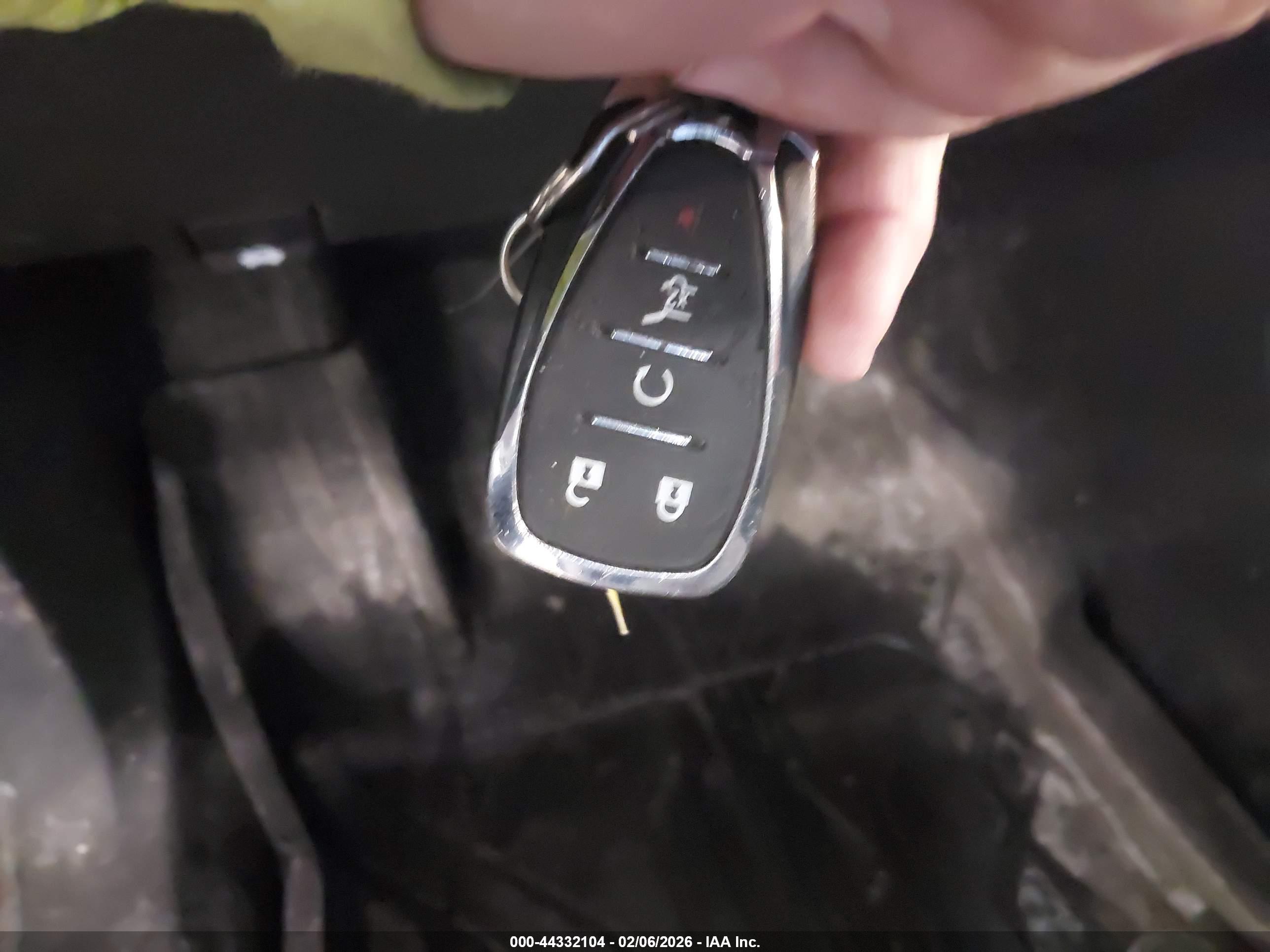 CHEVROLET EQUINOX image 11