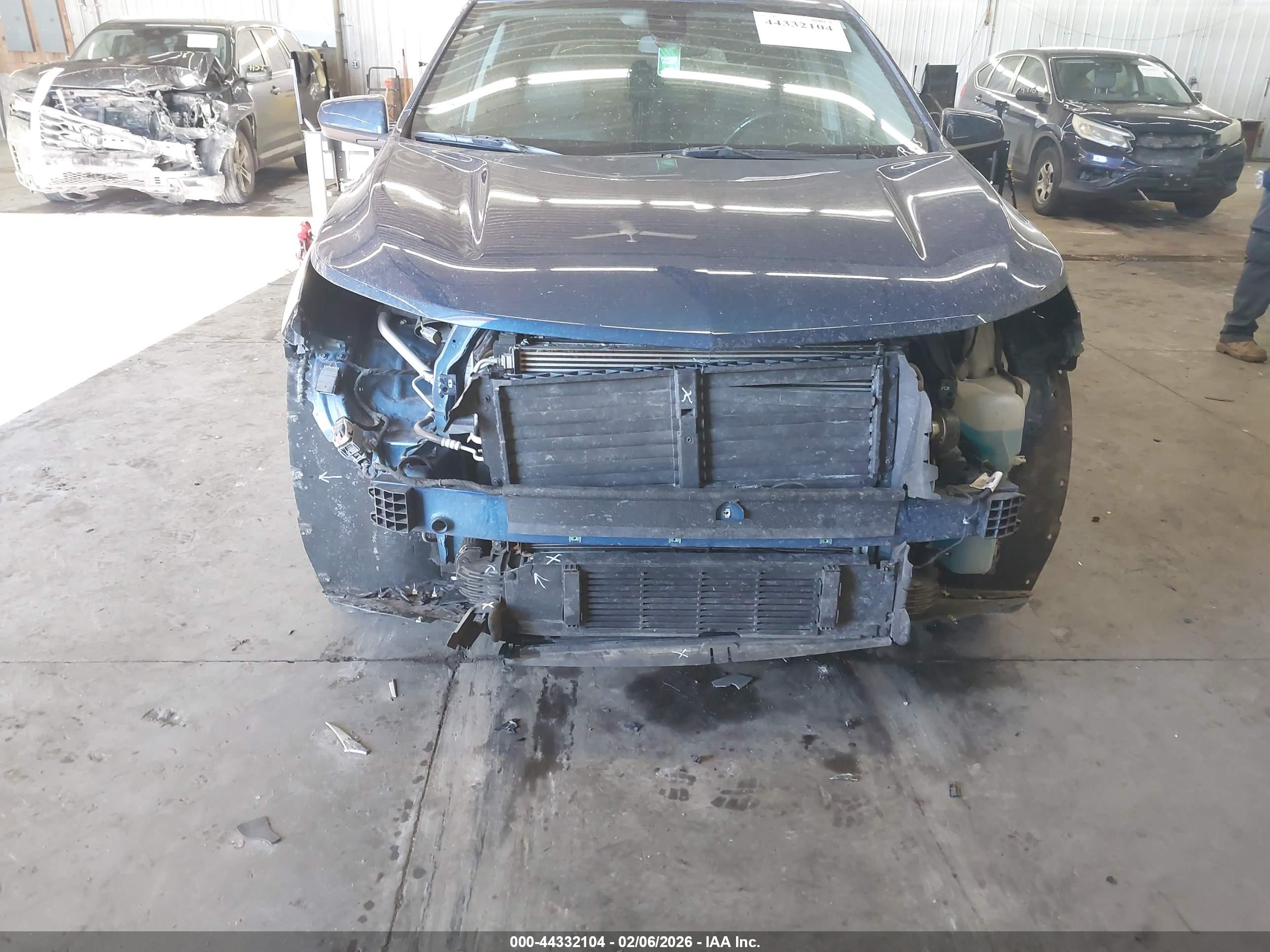 CHEVROLET EQUINOX image 6