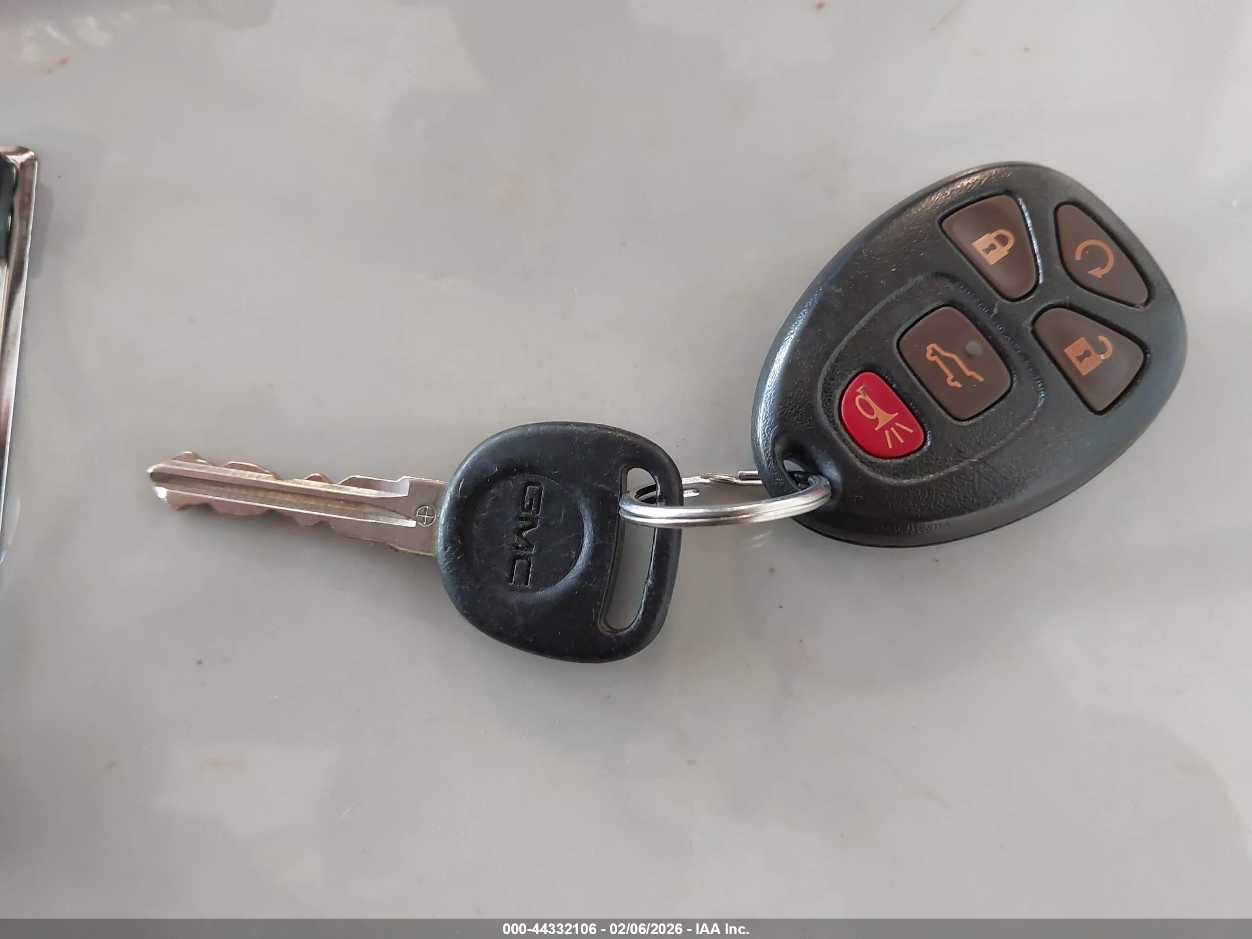 GMC ACADIA image 11