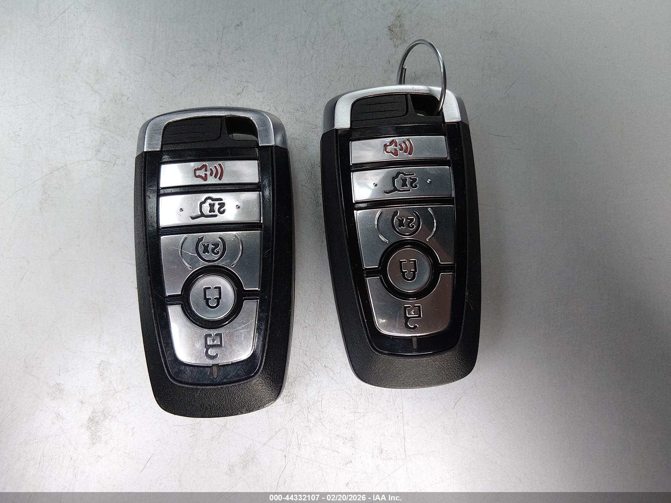 FORD EXPLORER image 11