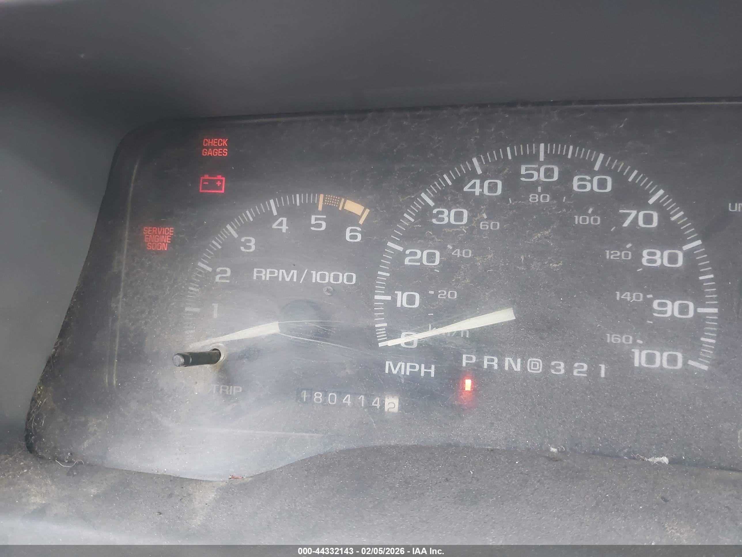CHEVROLET GMT-400 image 7