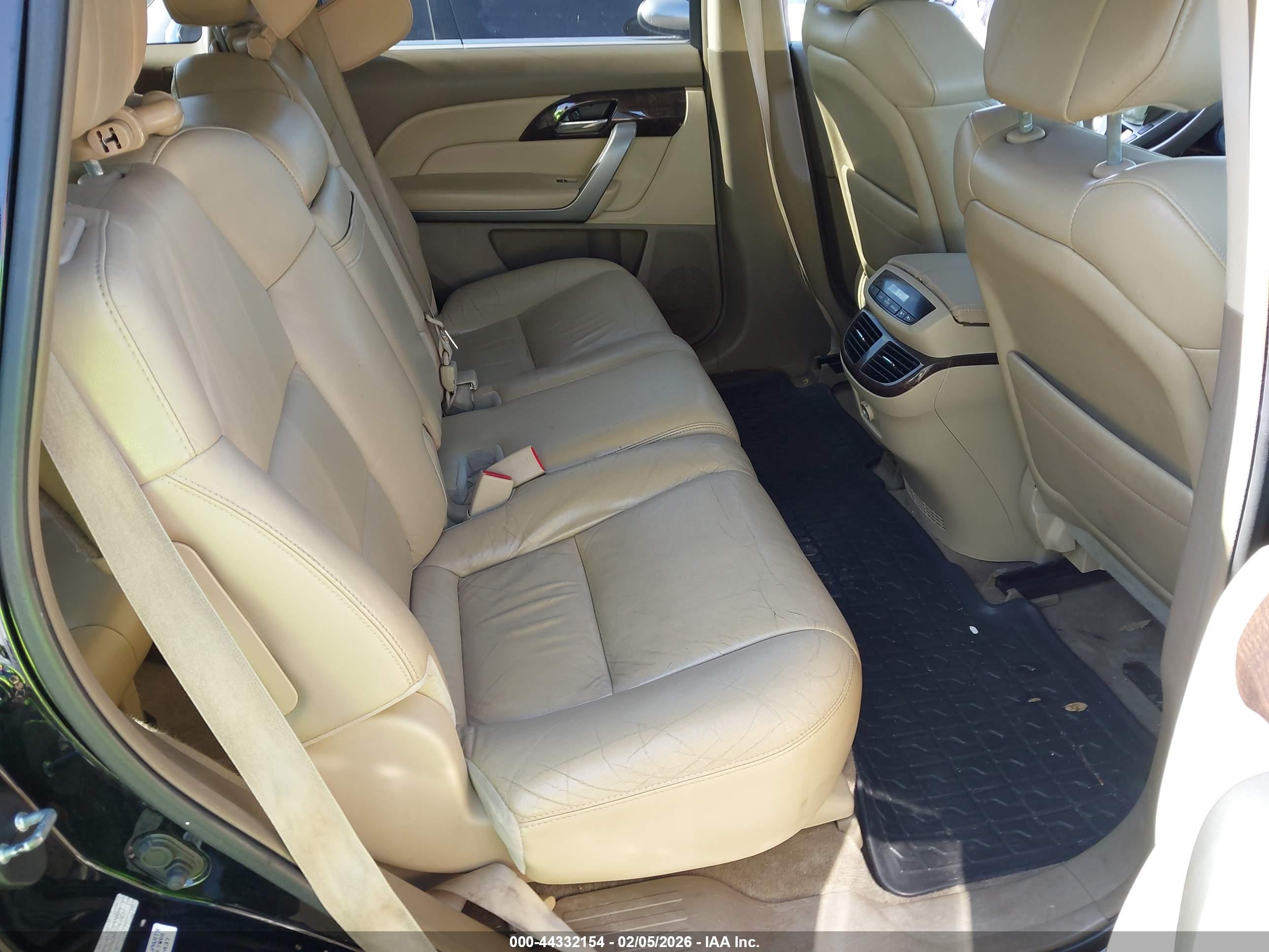 ACURA MDX image 8