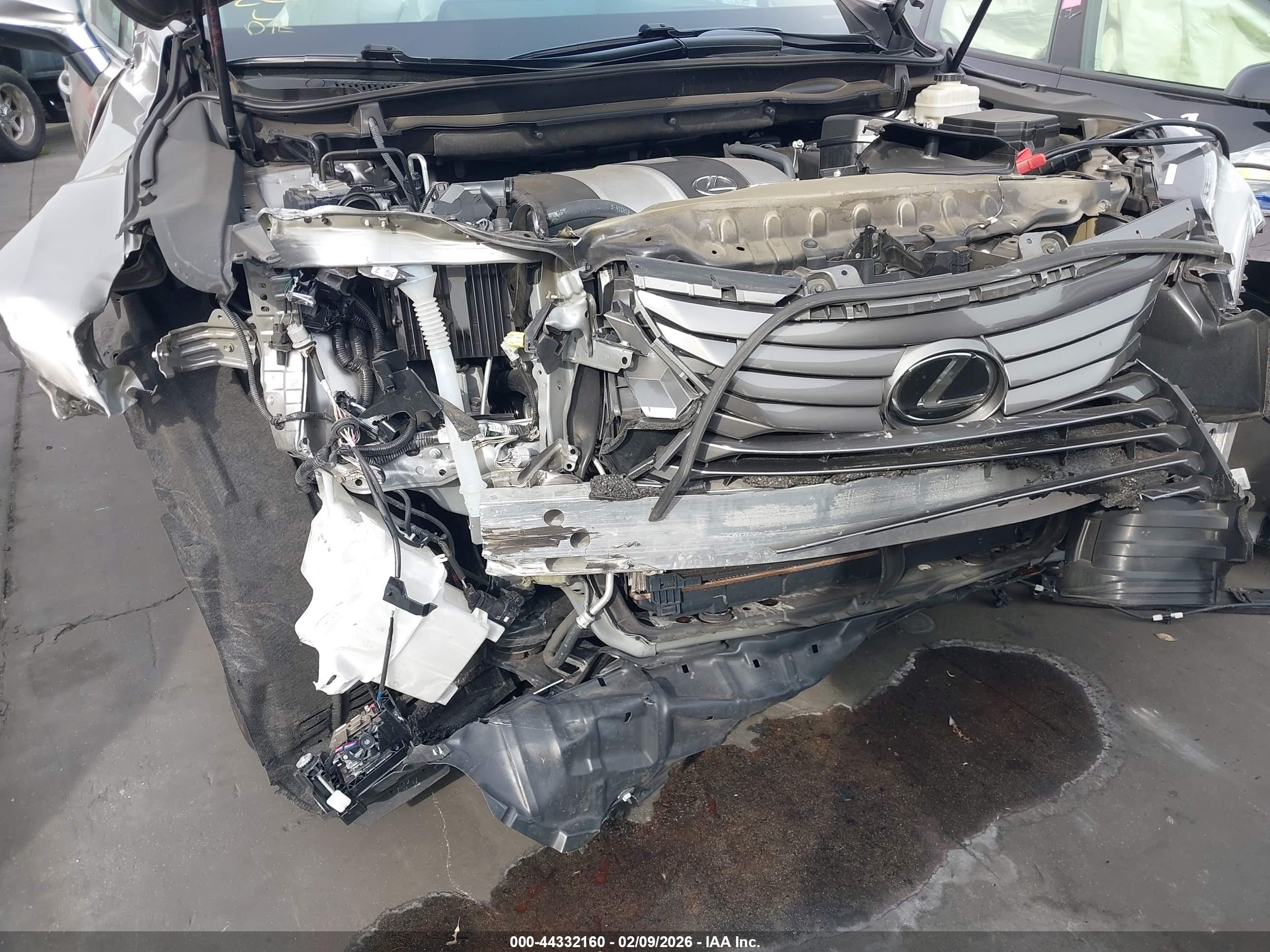 LEXUS RX image 6