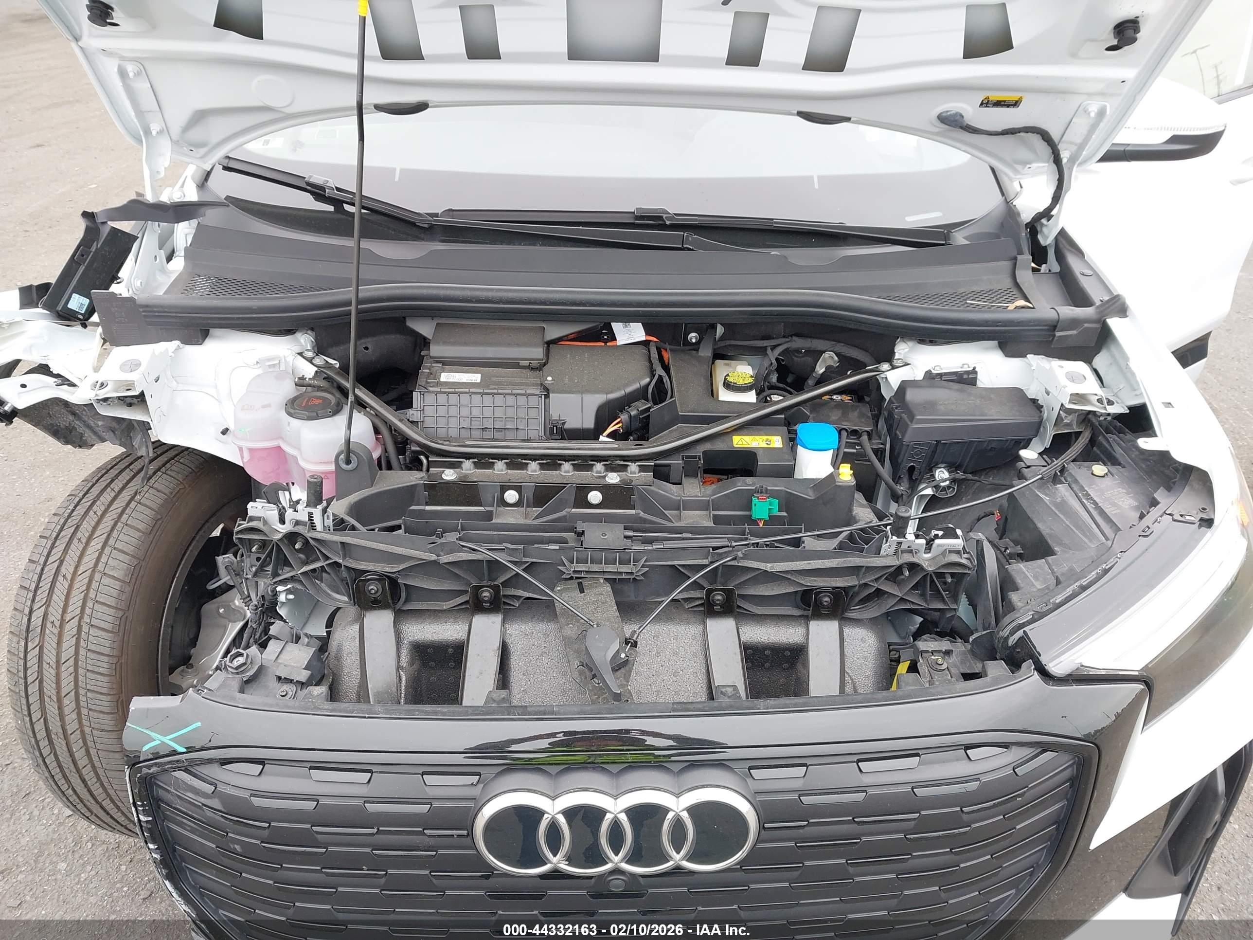 AUDI Q4 image 10