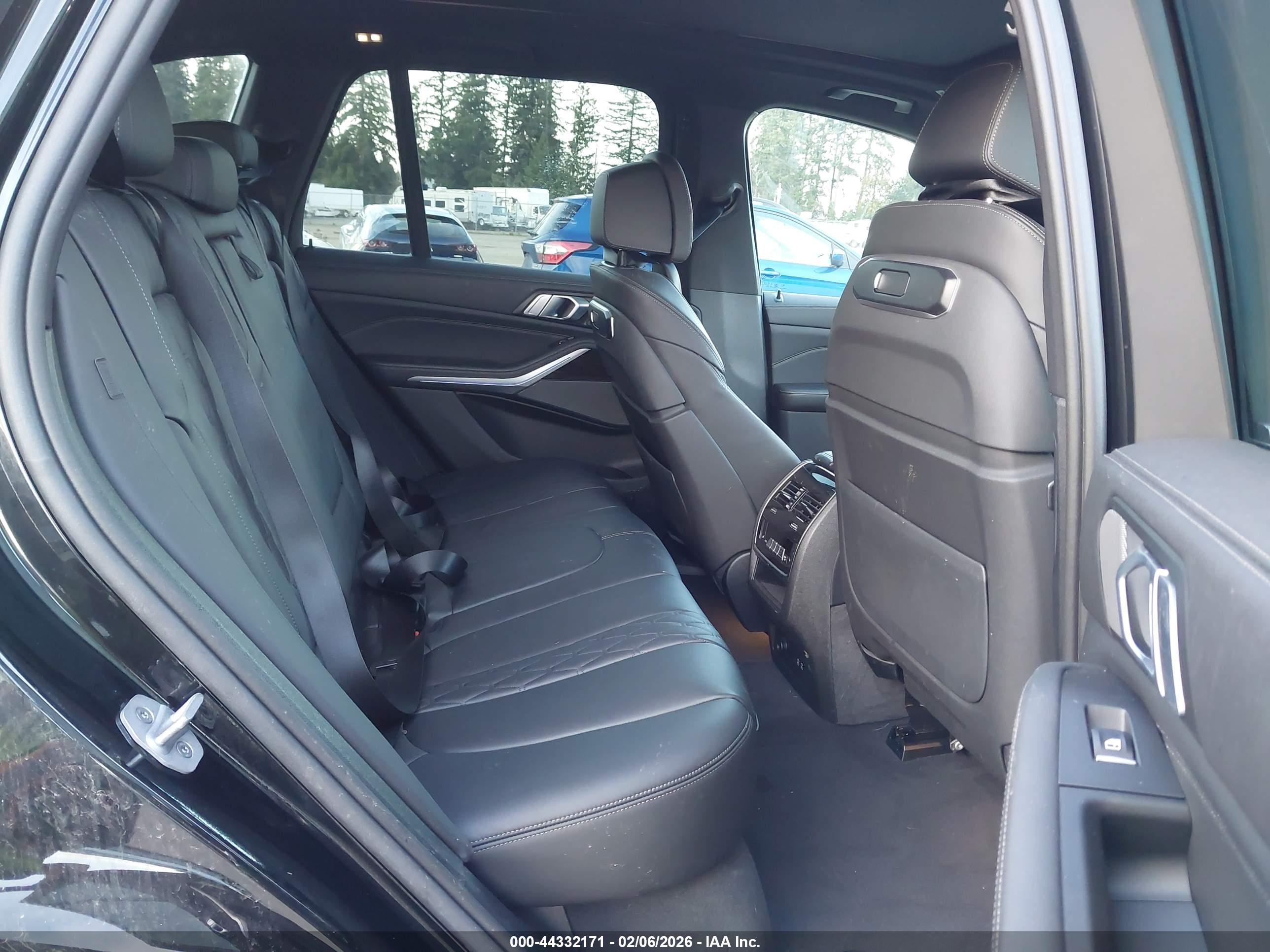 BMW X5 image 8