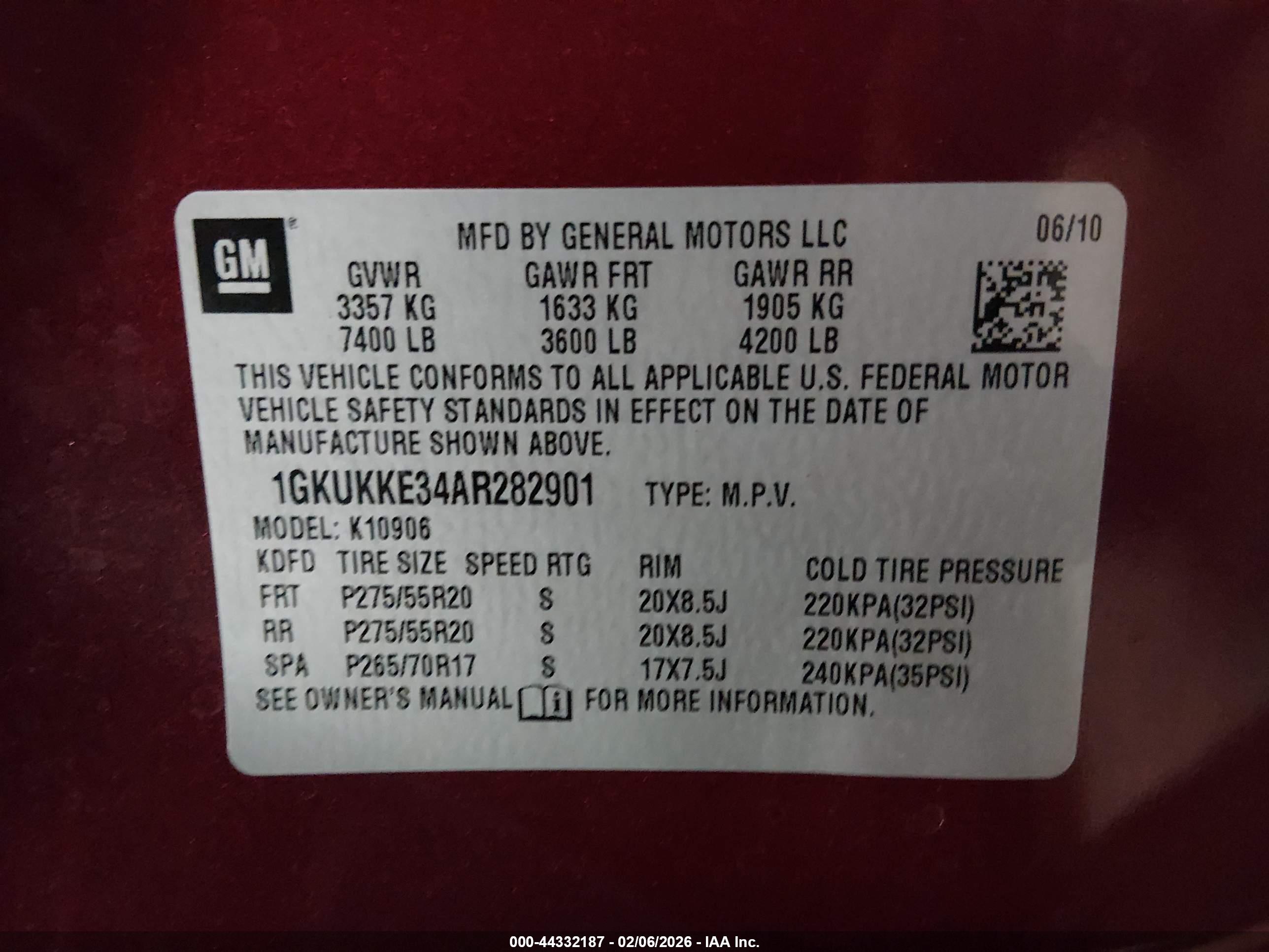 GMC YUKON image 9