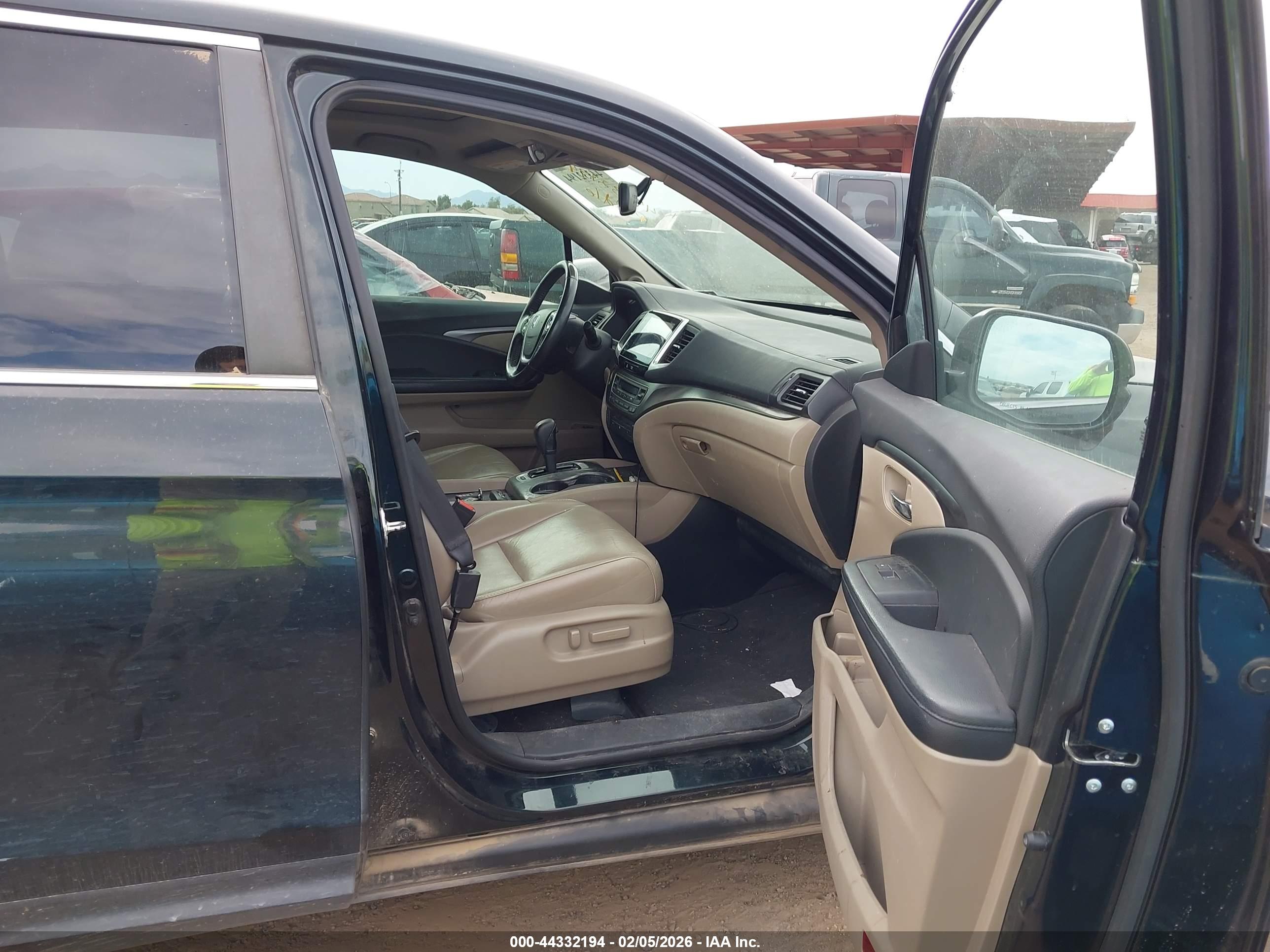 HONDA PILOT image 5