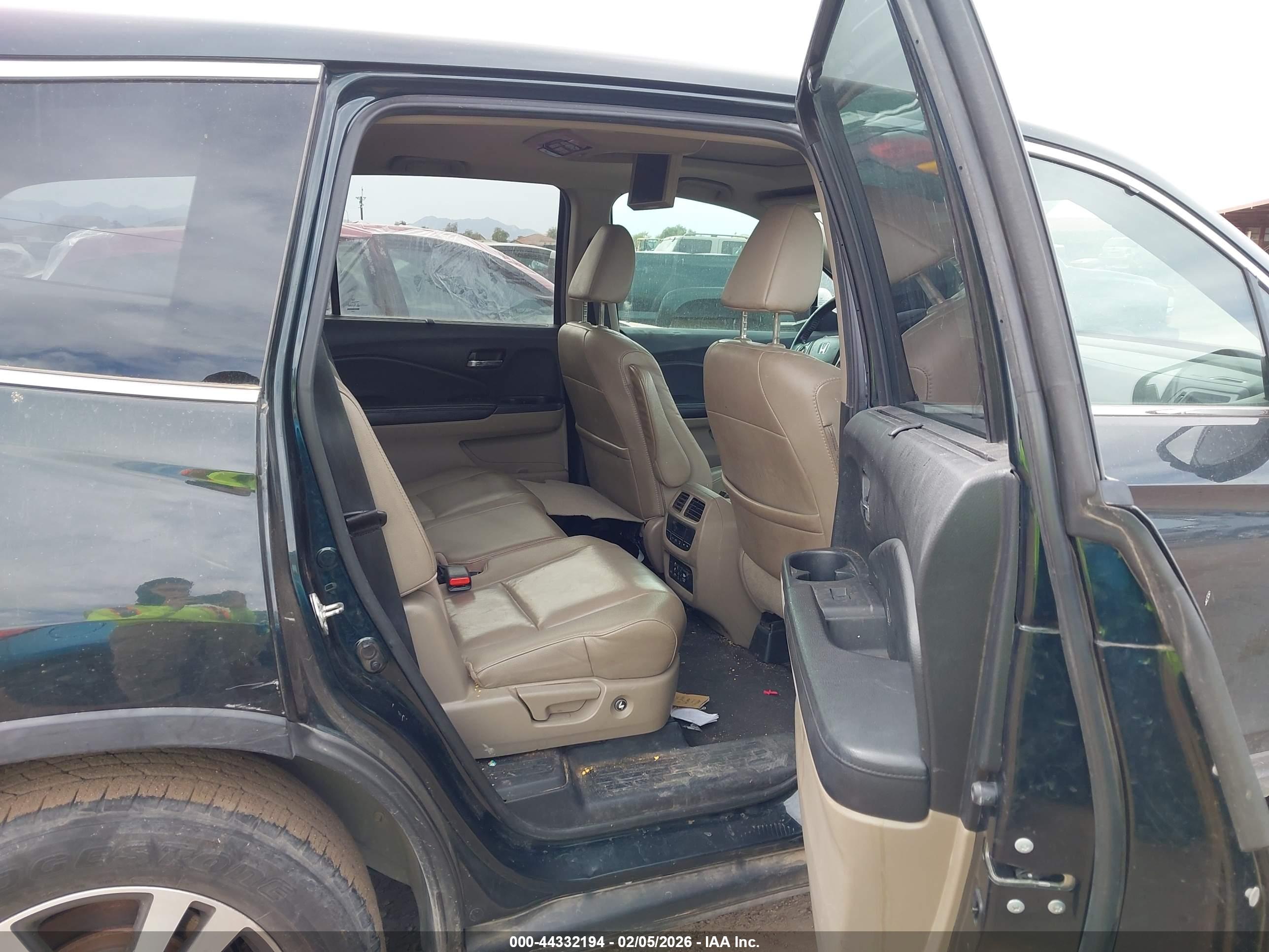 HONDA PILOT image 8