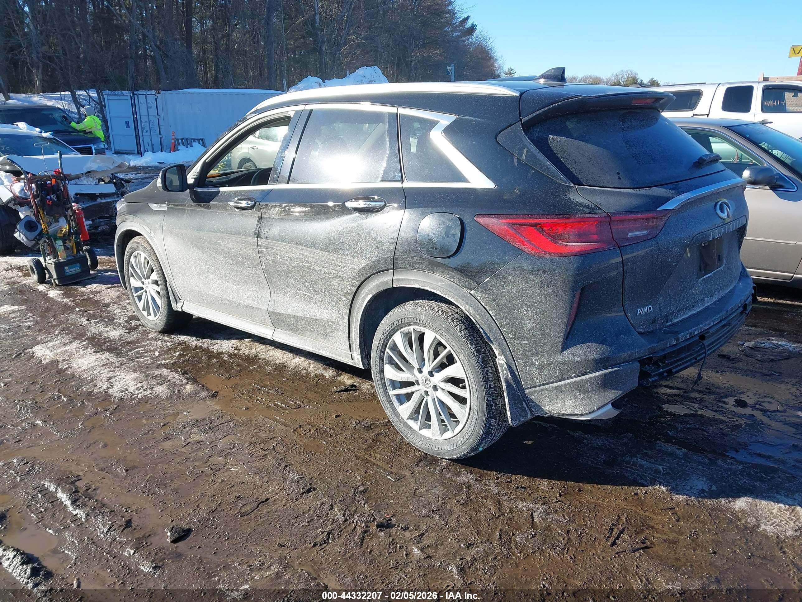 INFINITI QX50 image 3
