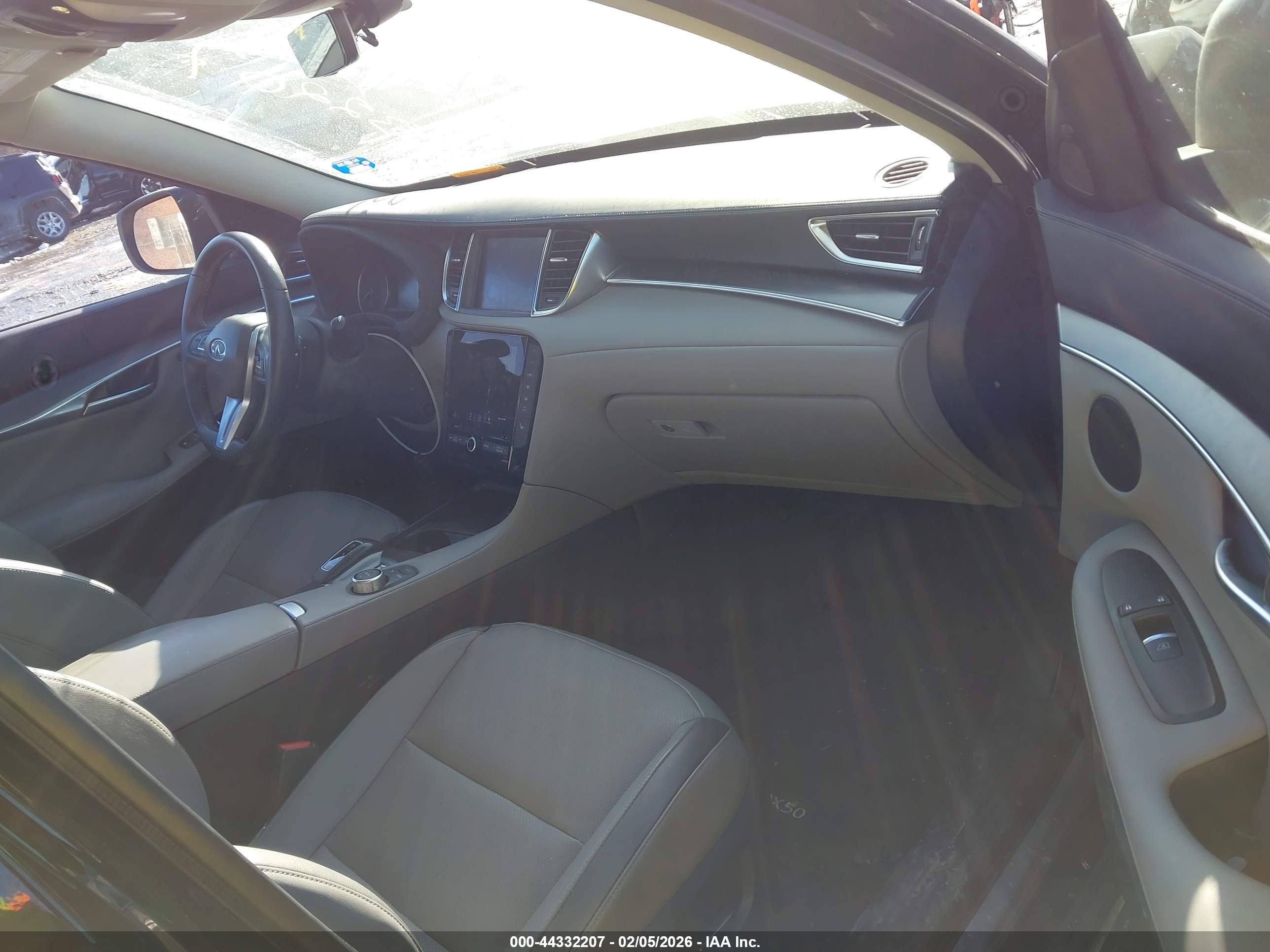 INFINITI QX50 image 5