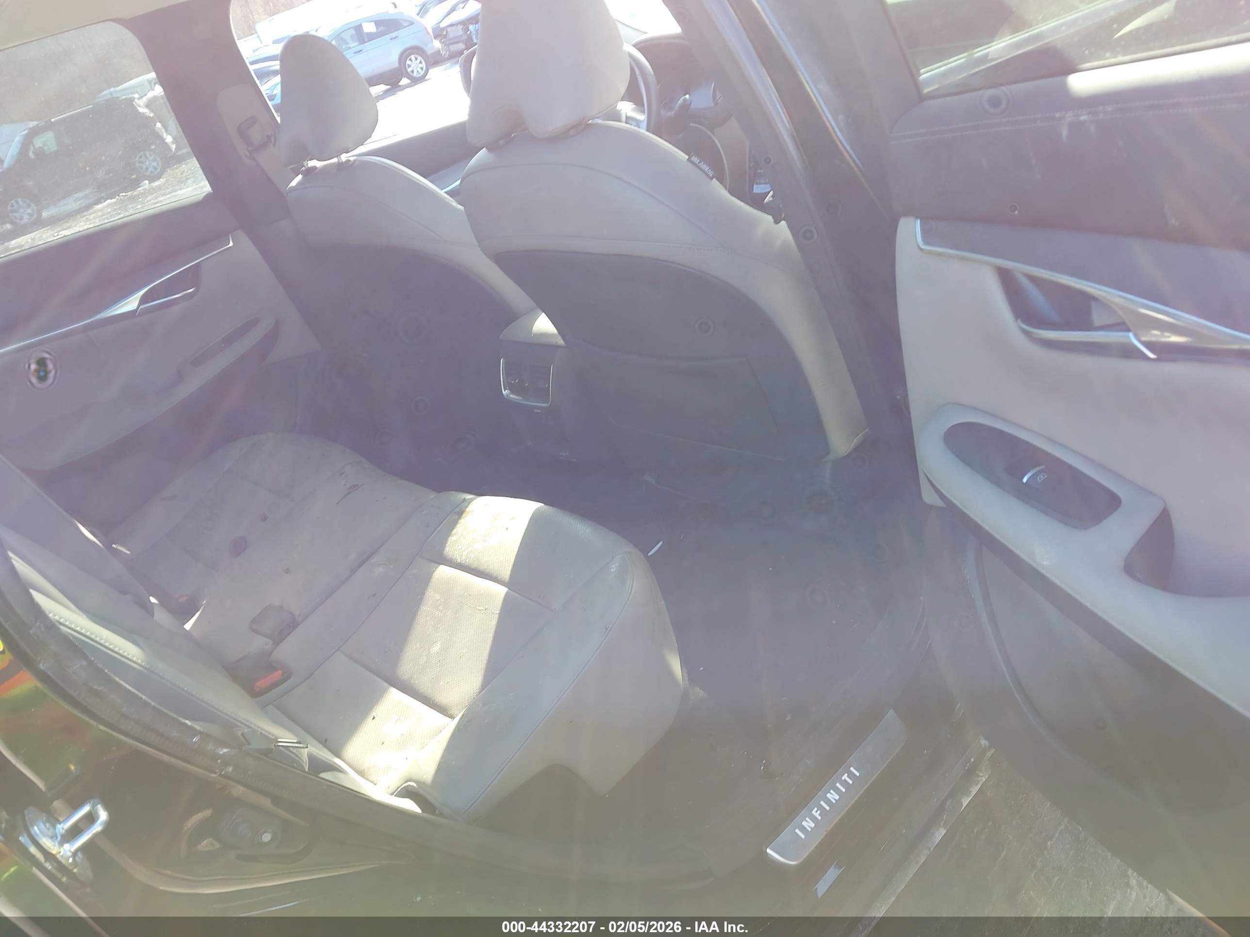 INFINITI QX50 image 8