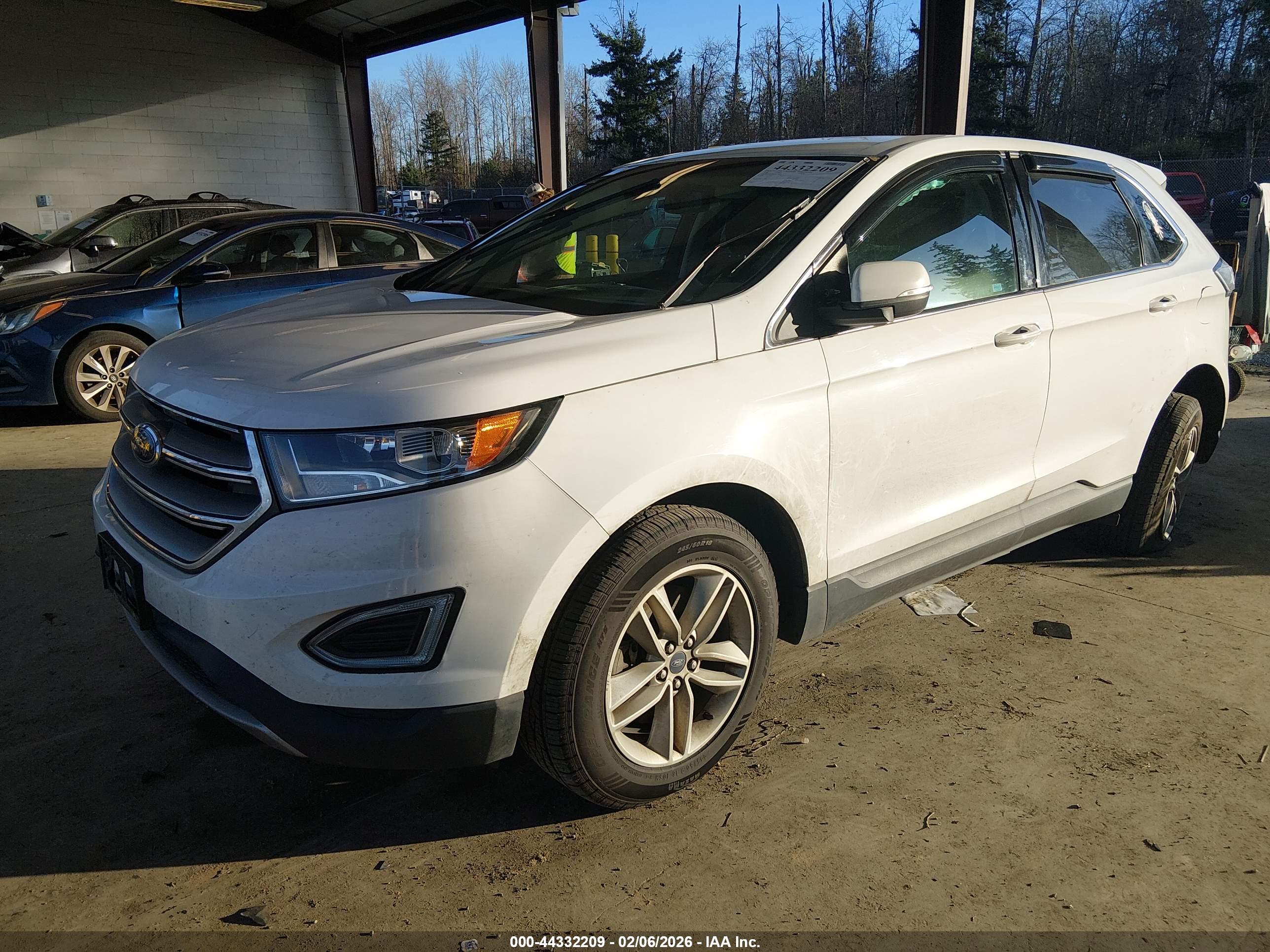 FORD EDGE image 2