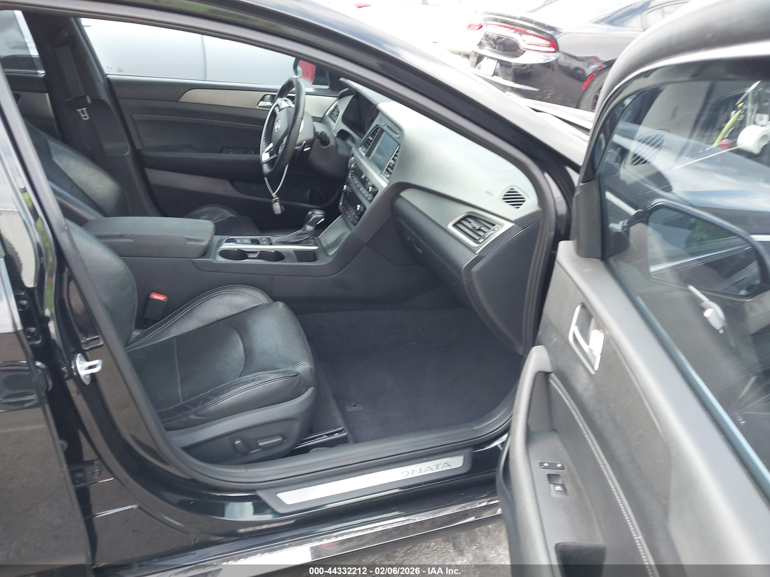 HYUNDAI SONATA image 5