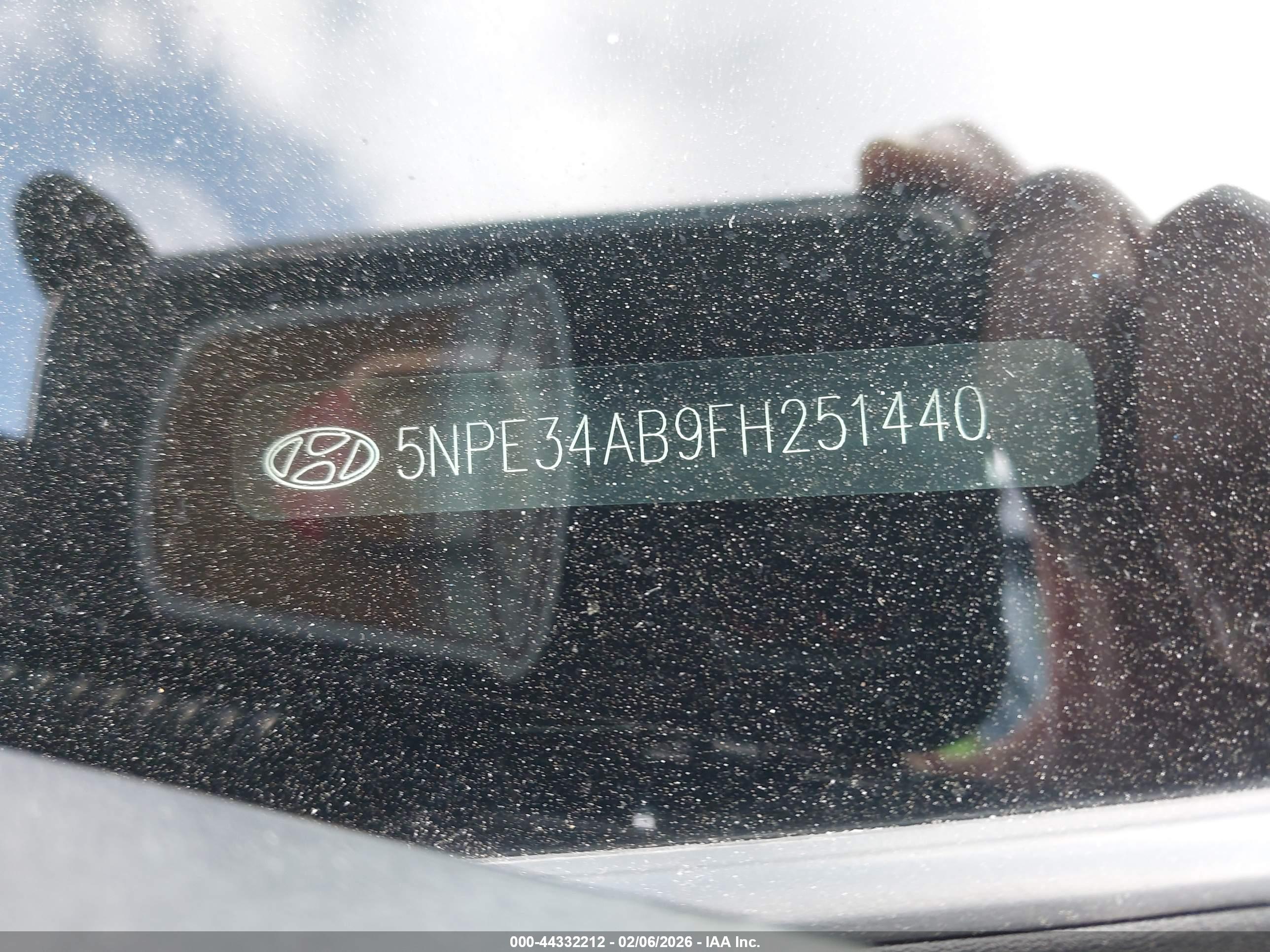 HYUNDAI SONATA image 9