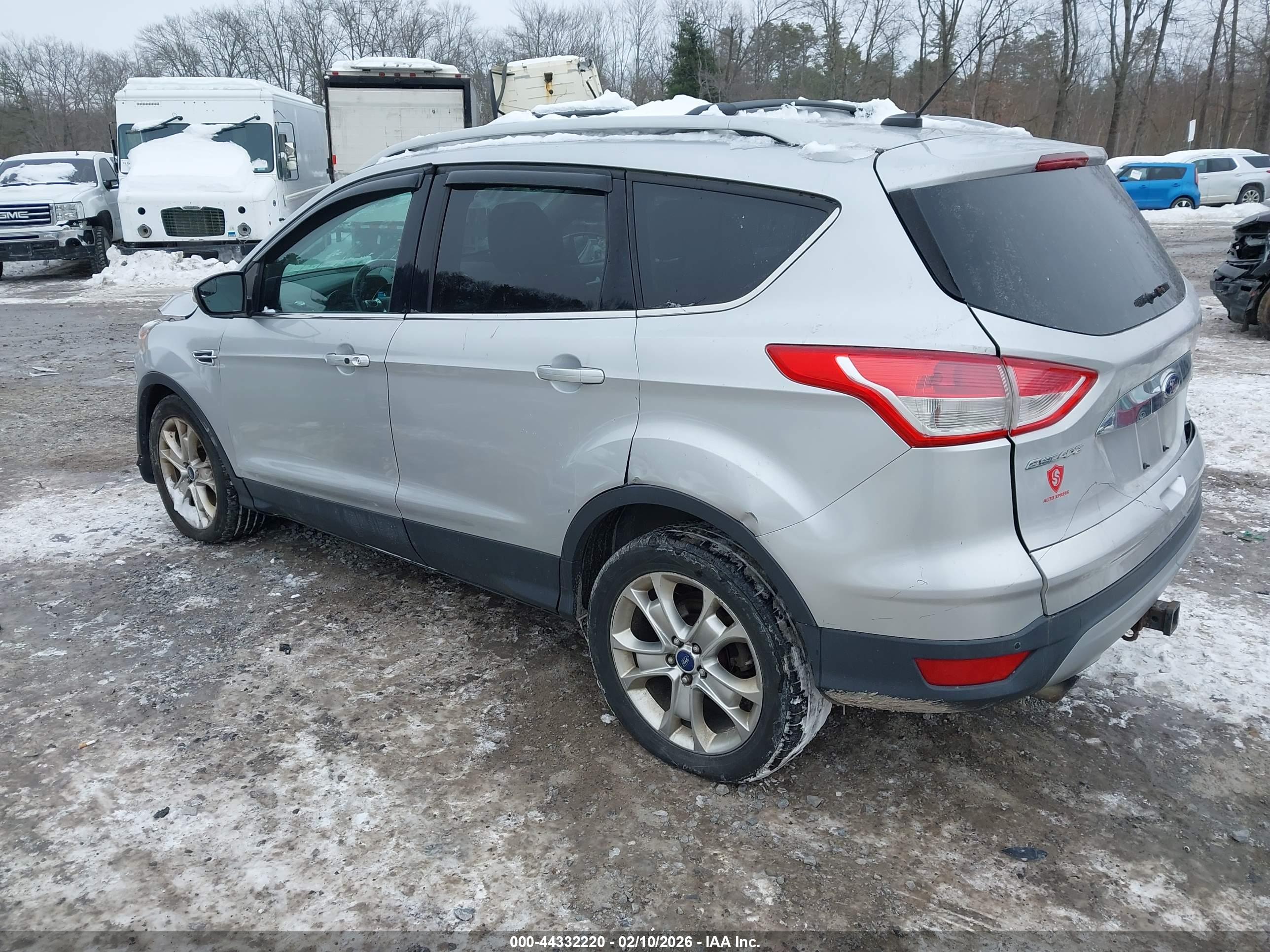 FORD ESCAPE image 3