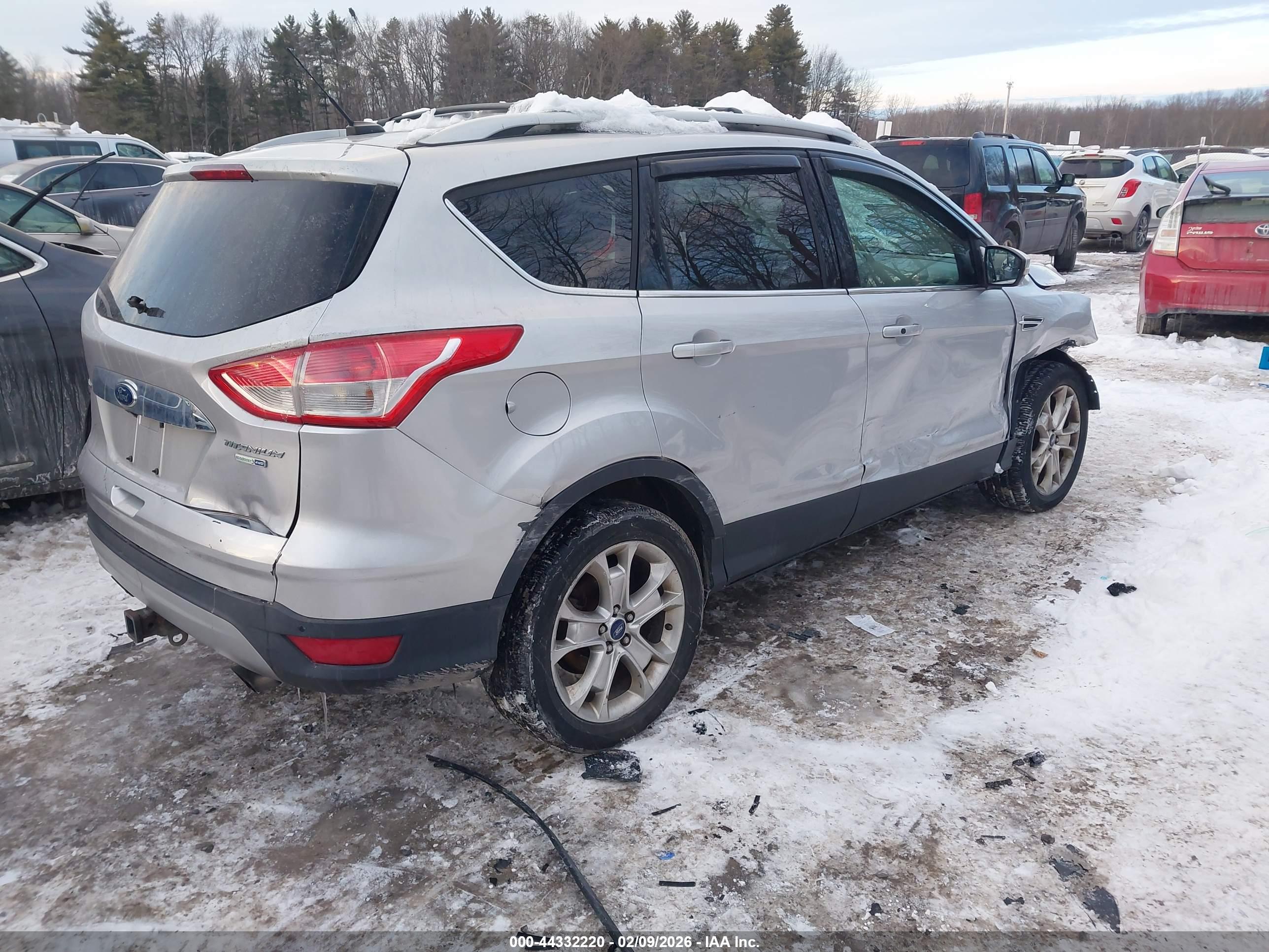 FORD ESCAPE image 4