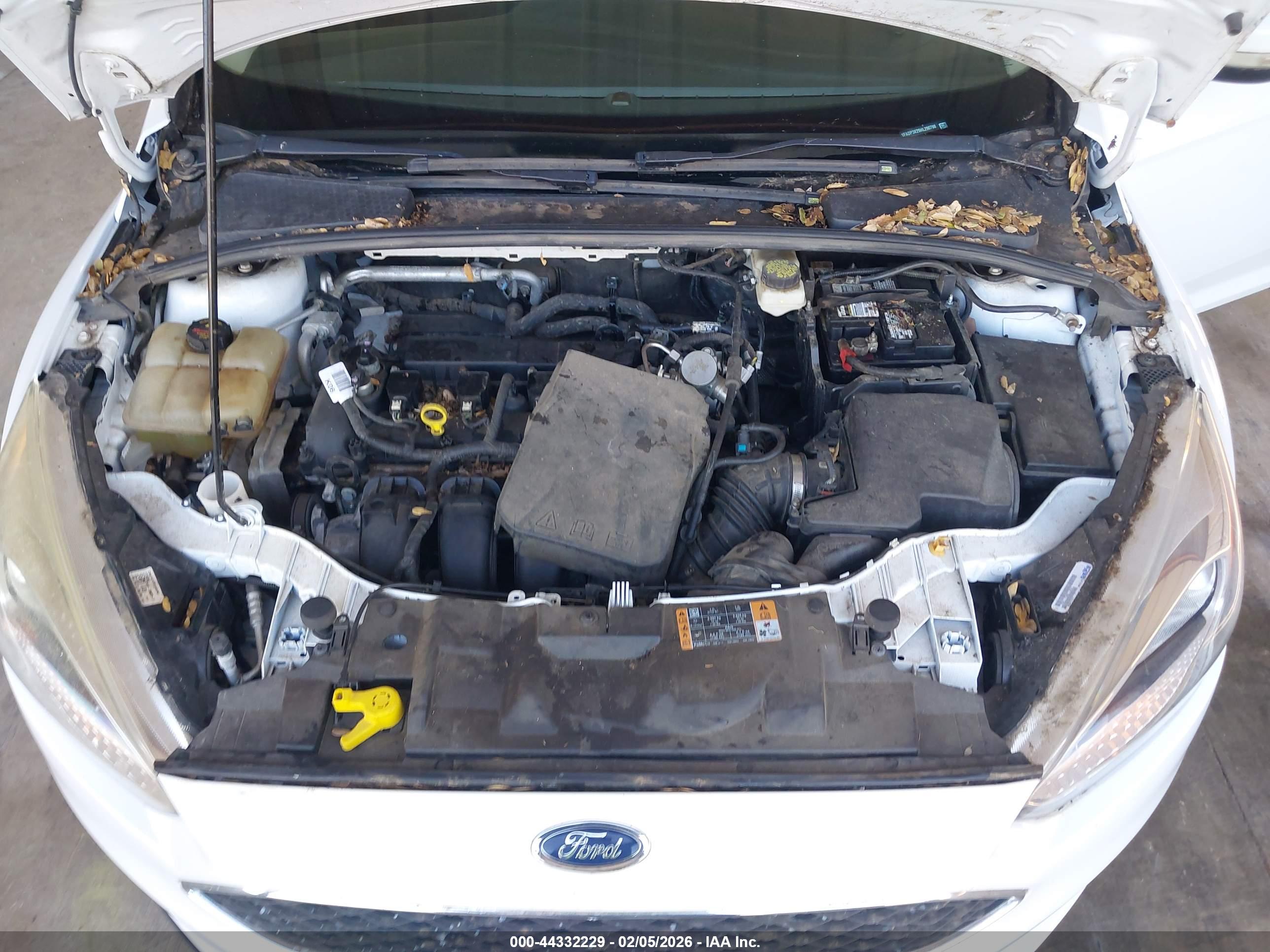 FORD FOCUS image 10