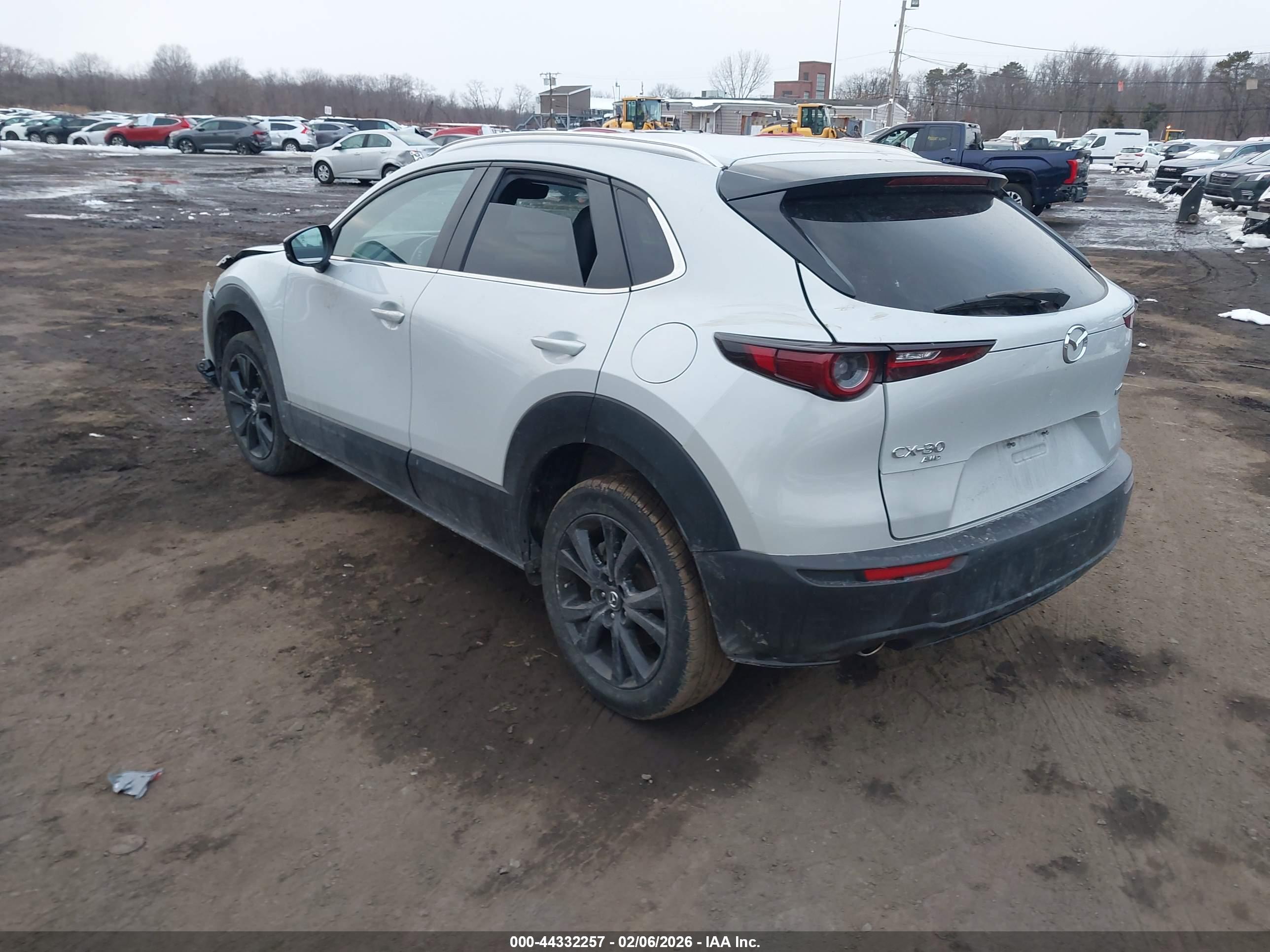 MAZDA CX-30 image 3