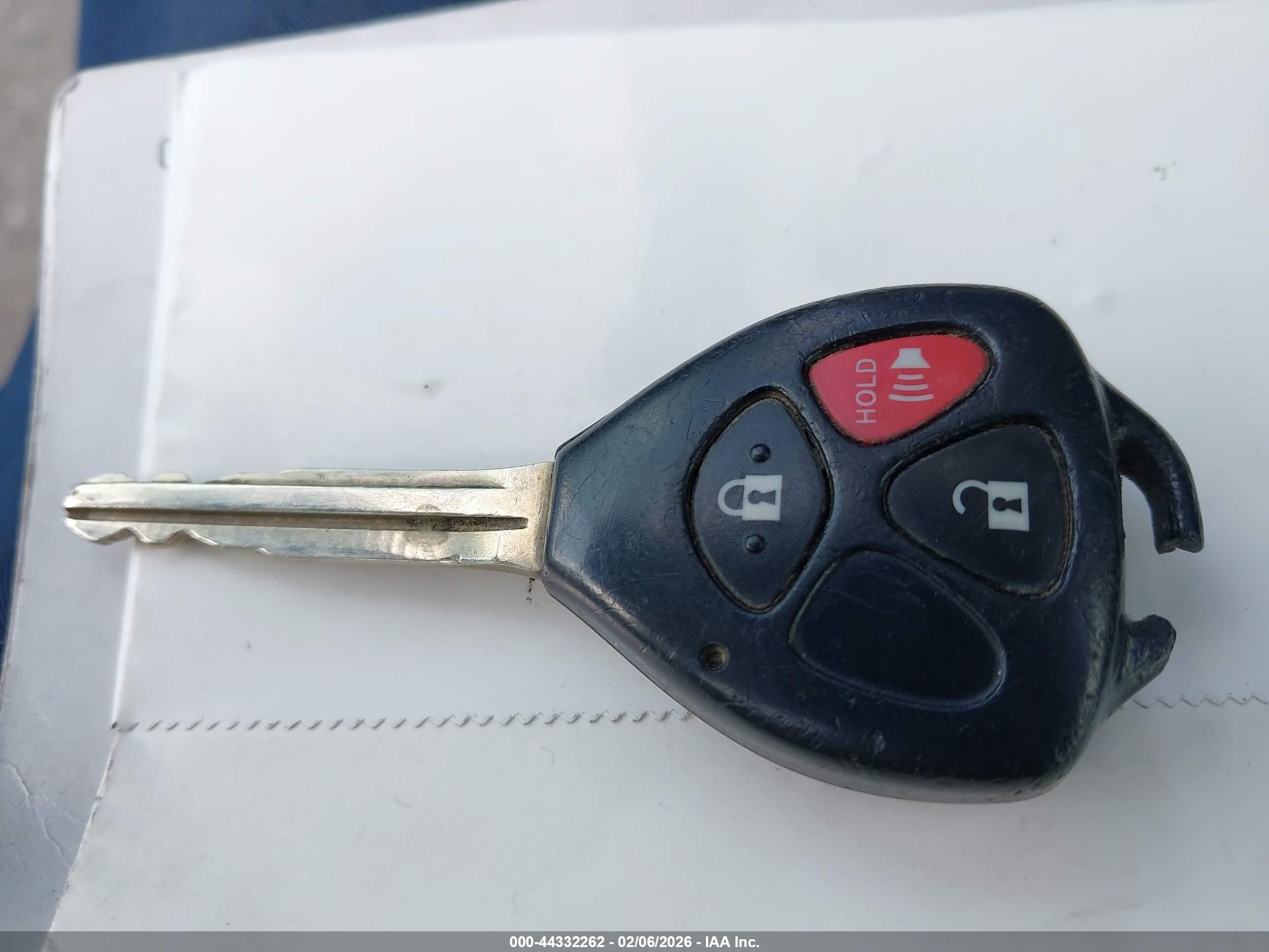 TOYOTA RAV4 image 11