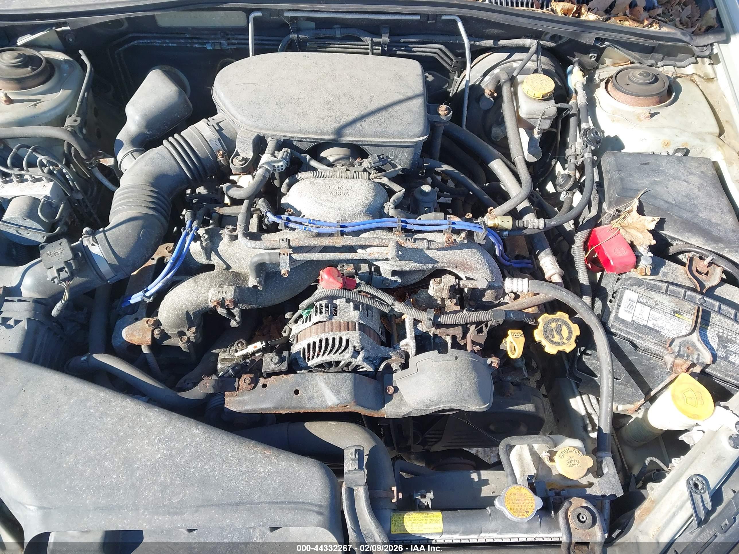 SUBARU OUTBACK image 10