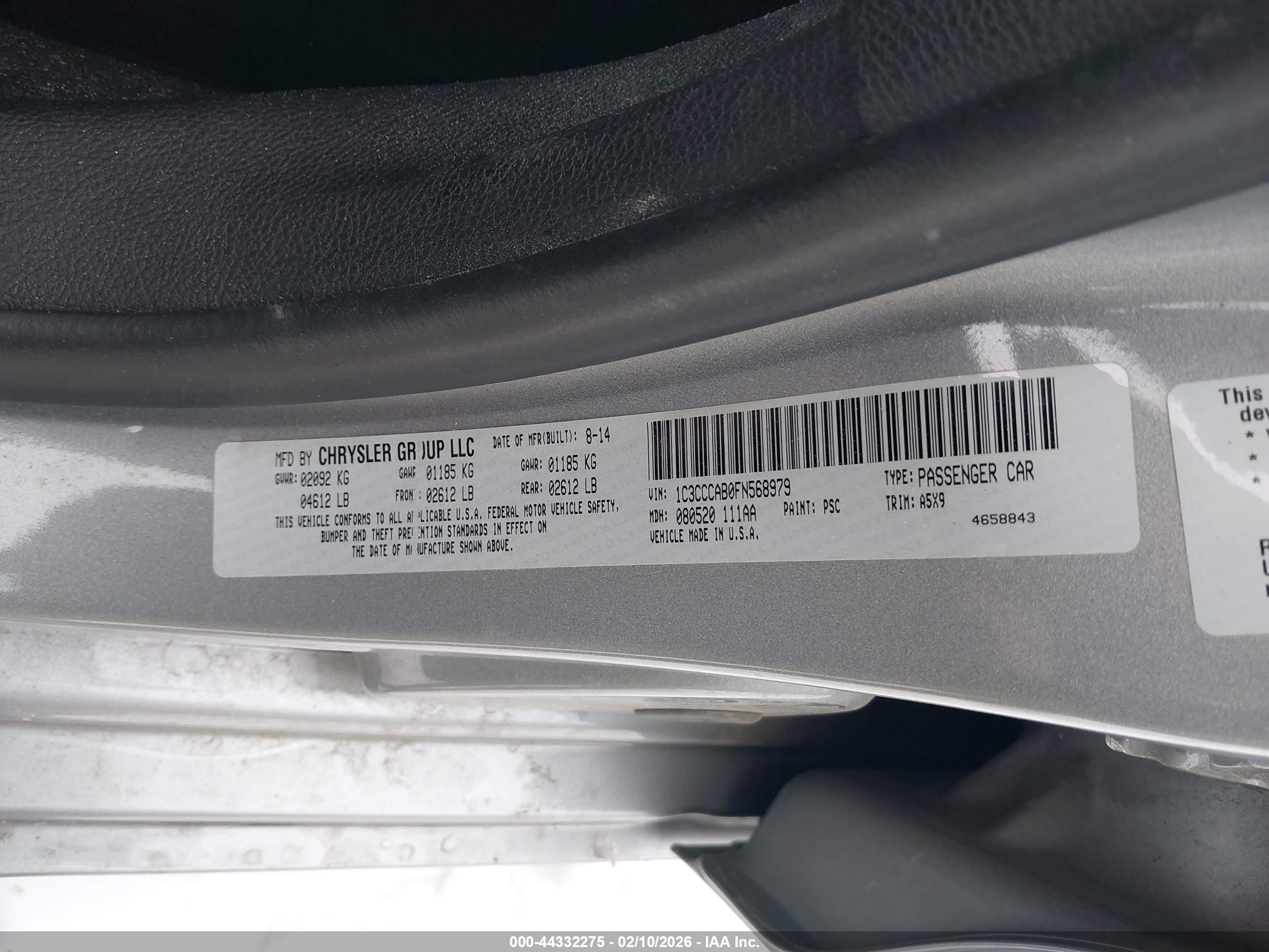 CHRYSLER 200 image 9