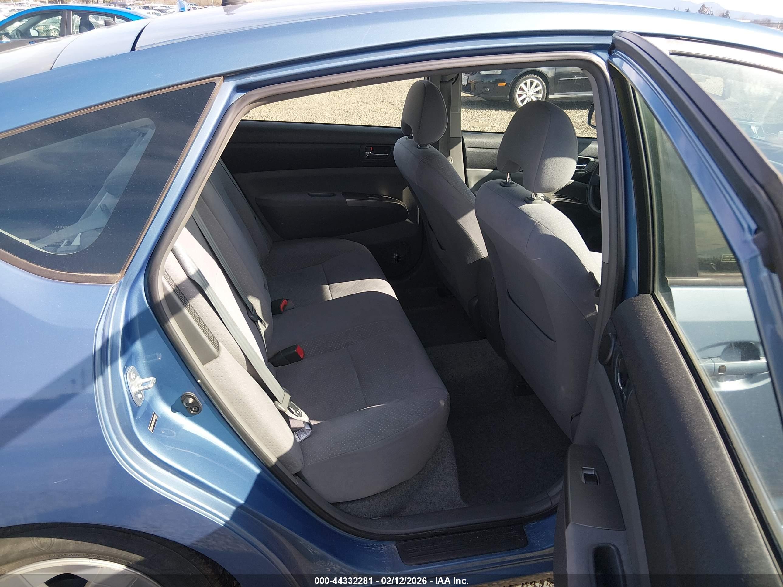 TOYOTA PRIUS image 8