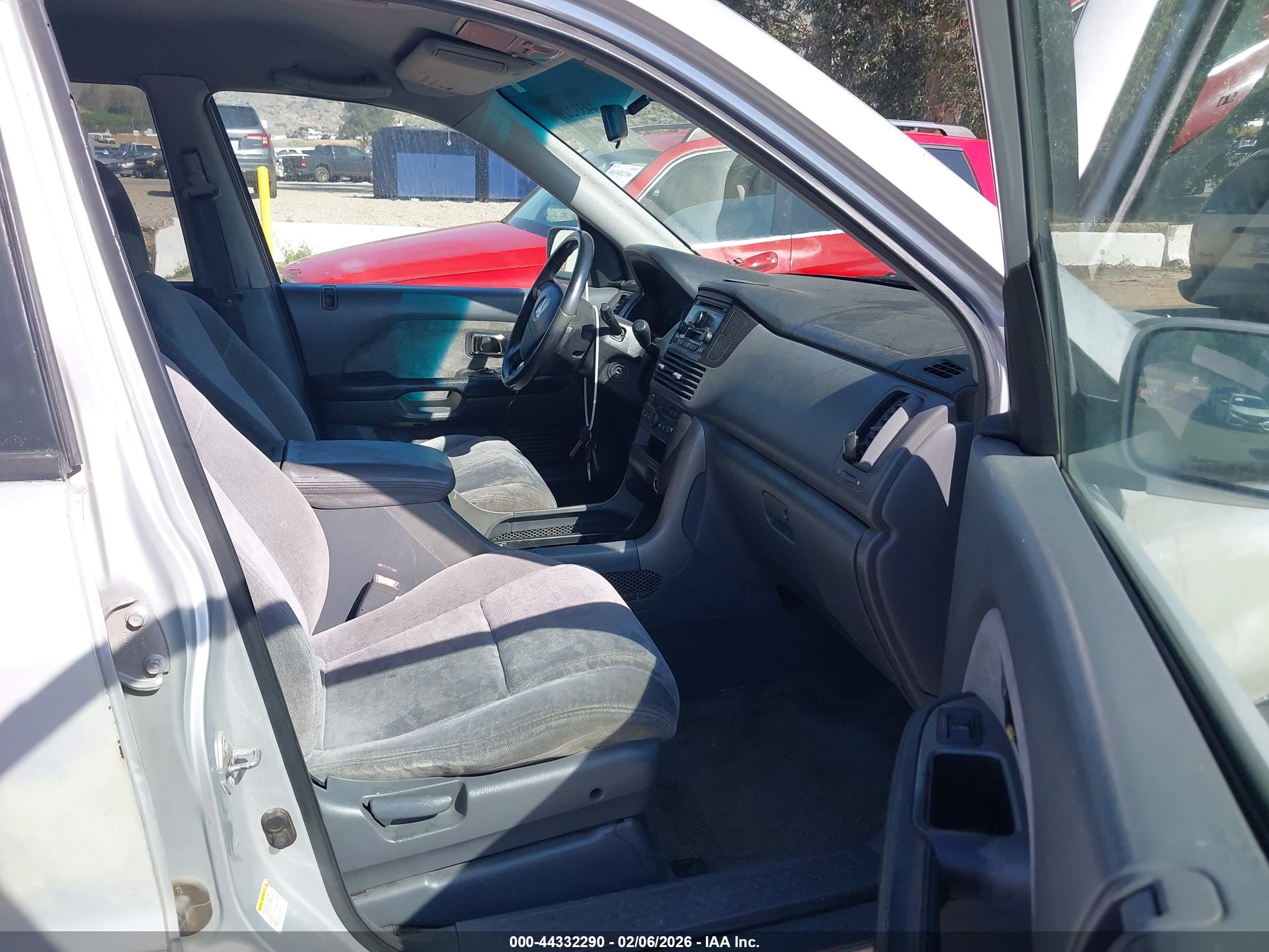 HONDA PILOT image 5