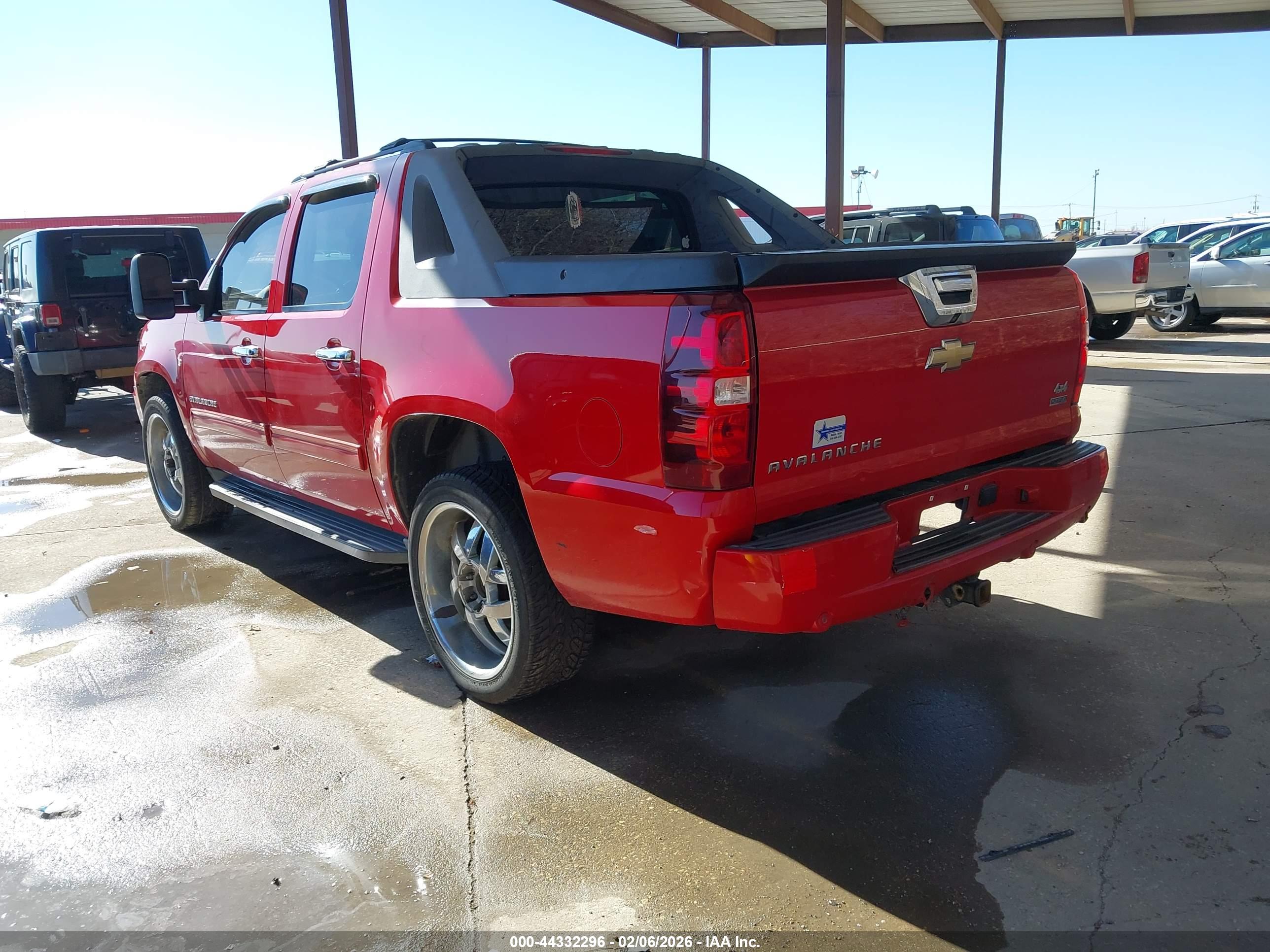 CHEVROLET AVALANCHE image 3