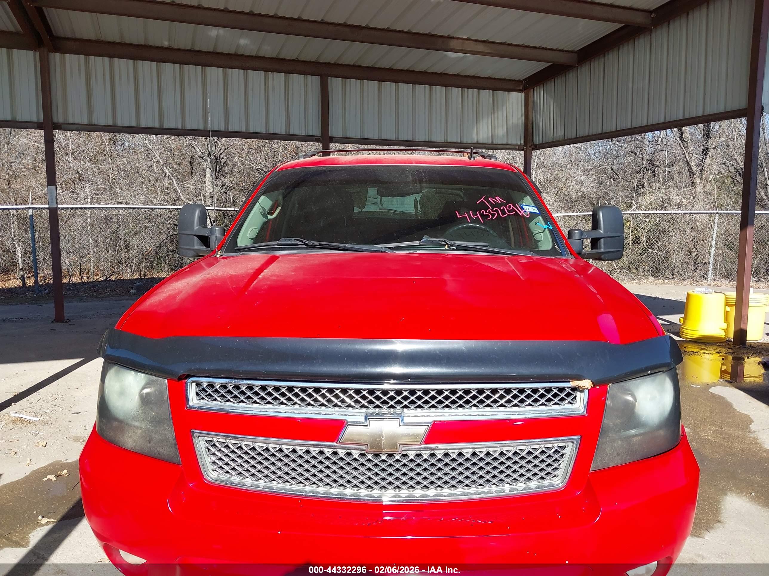 CHEVROLET AVALANCHE image 6