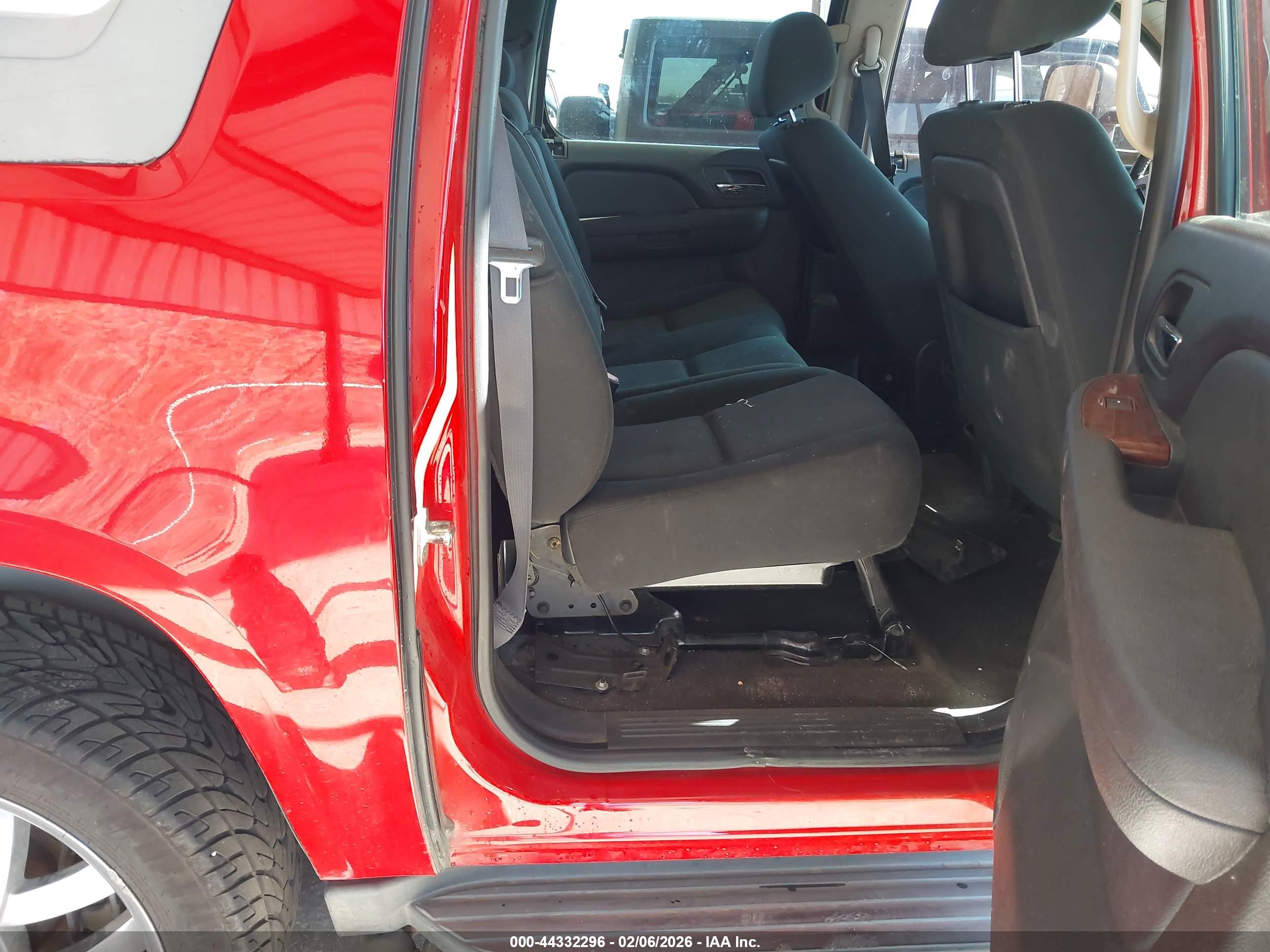 CHEVROLET AVALANCHE image 8