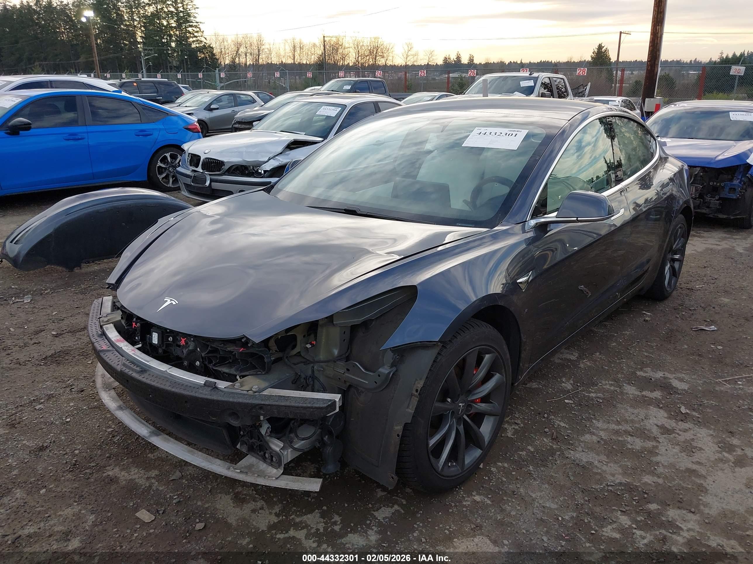 TESLA MODEL image 2