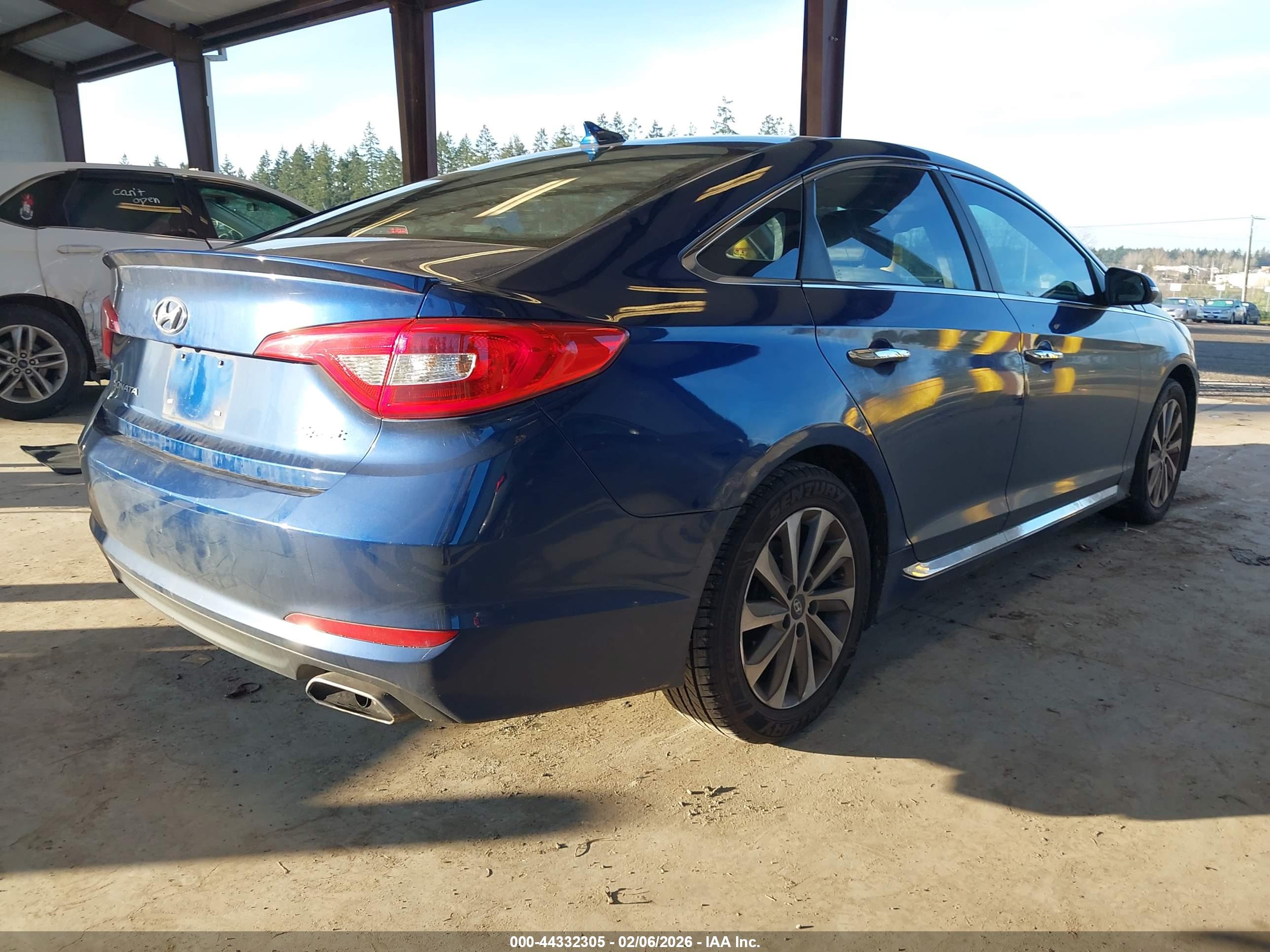 HYUNDAI SONATA image 4
