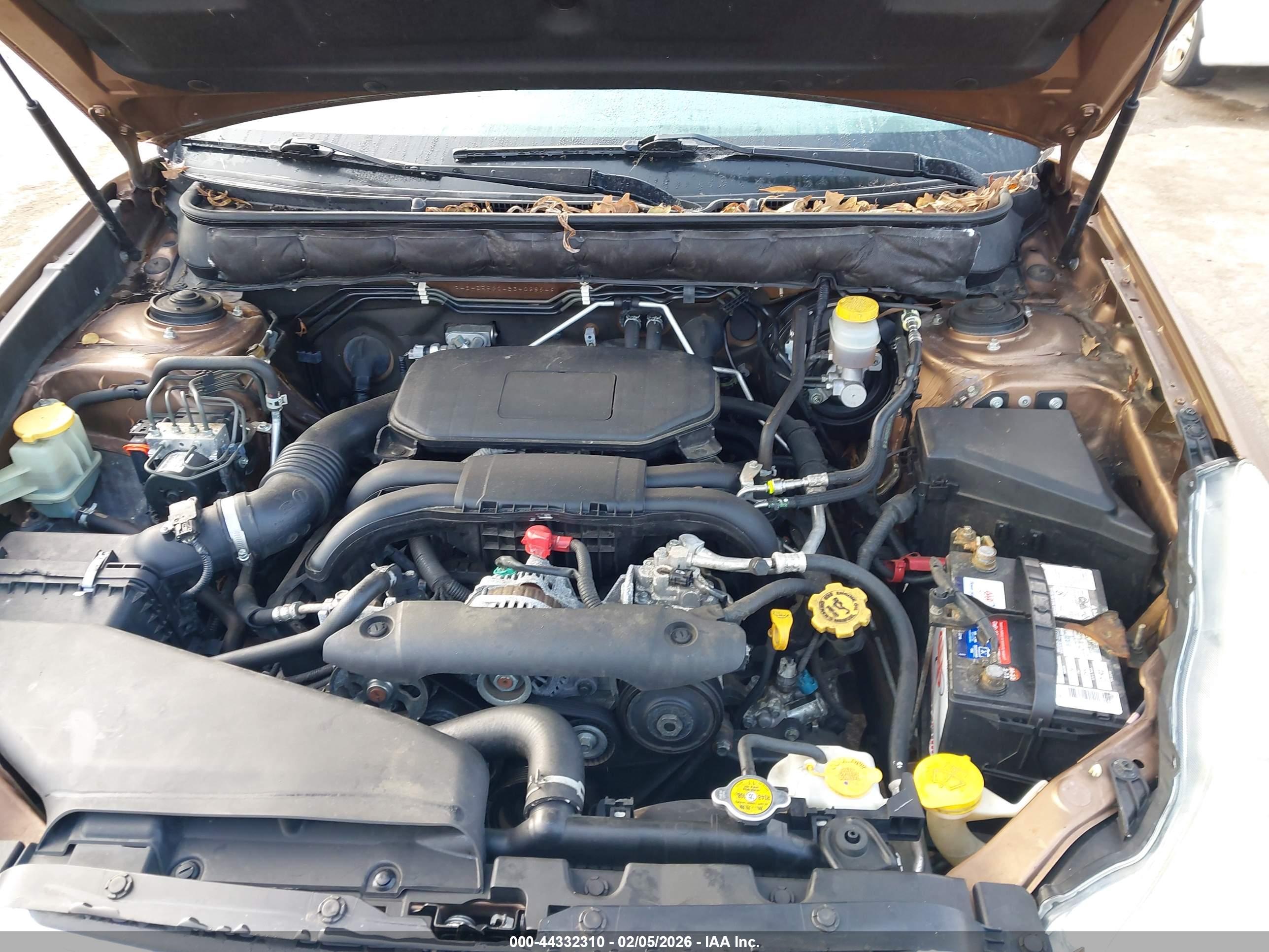 SUBARU OUTBACK image 10