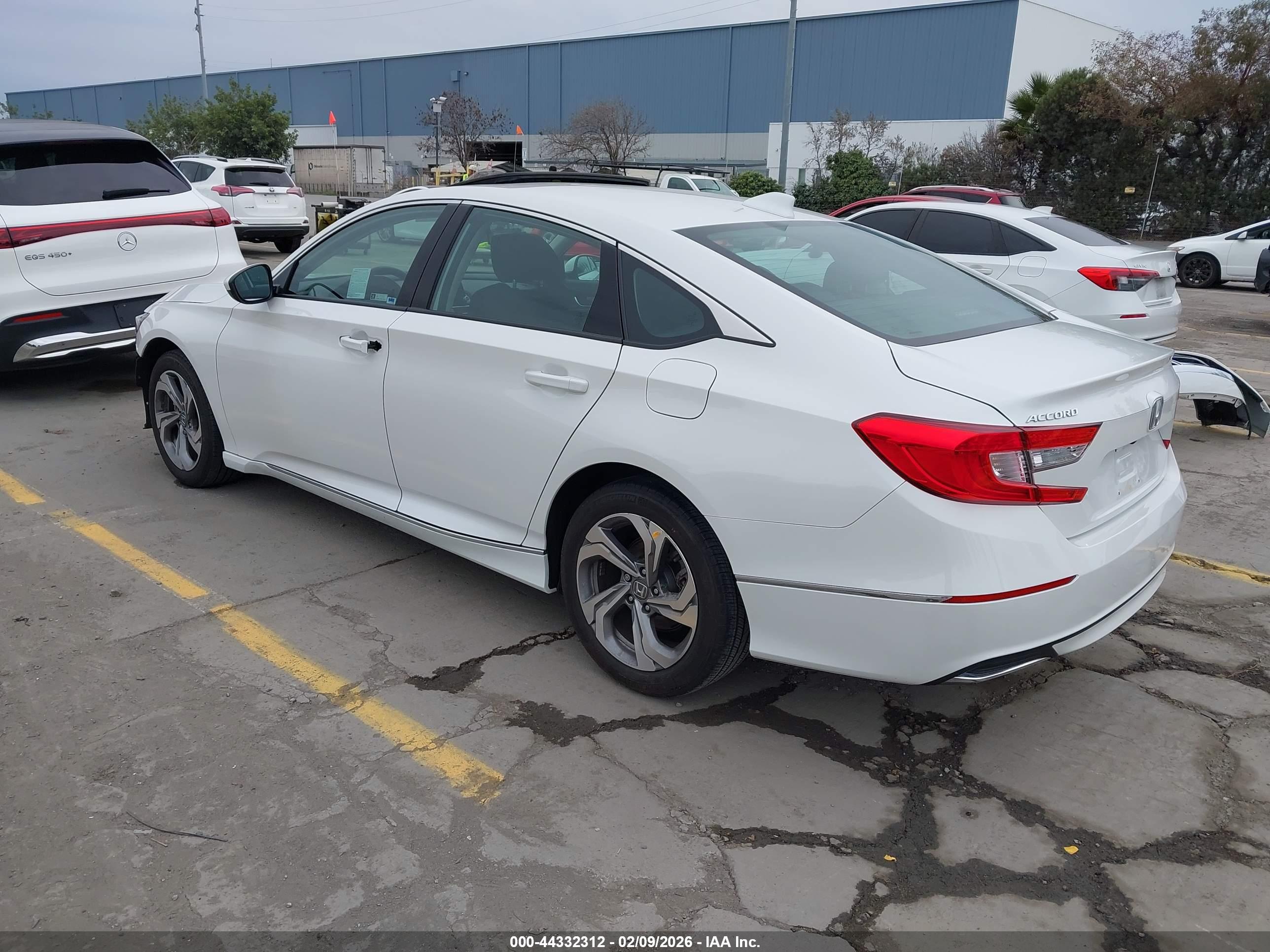 HONDA ACCORD image 3