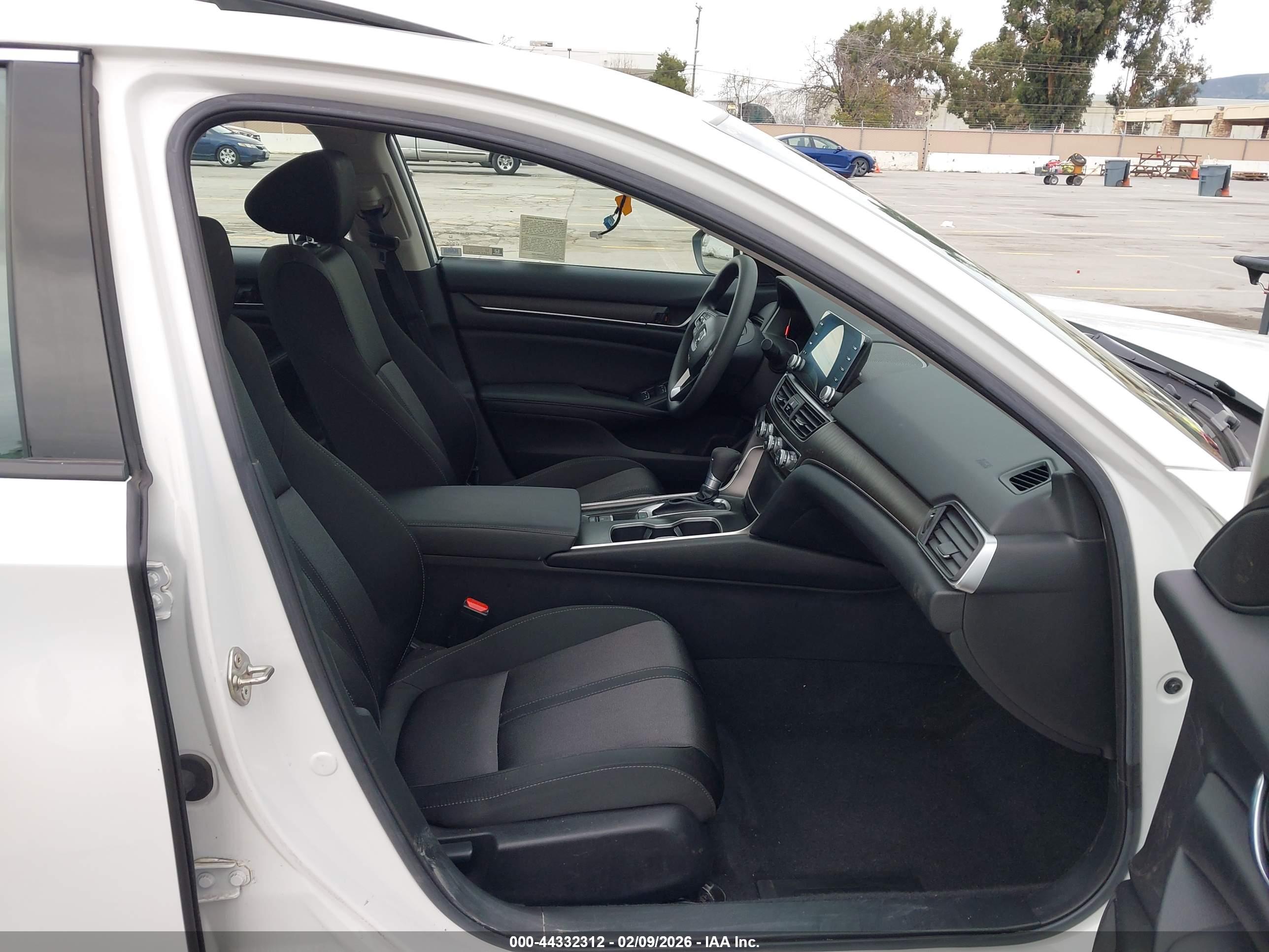 HONDA ACCORD image 5